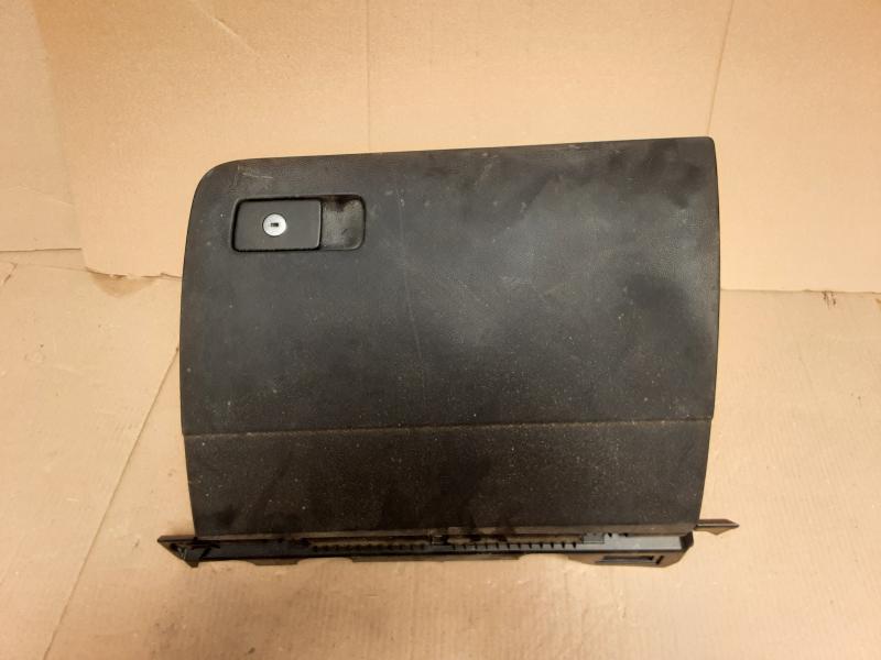 HANDSCHUHFACH Vw PASSAT 11/14 - 19