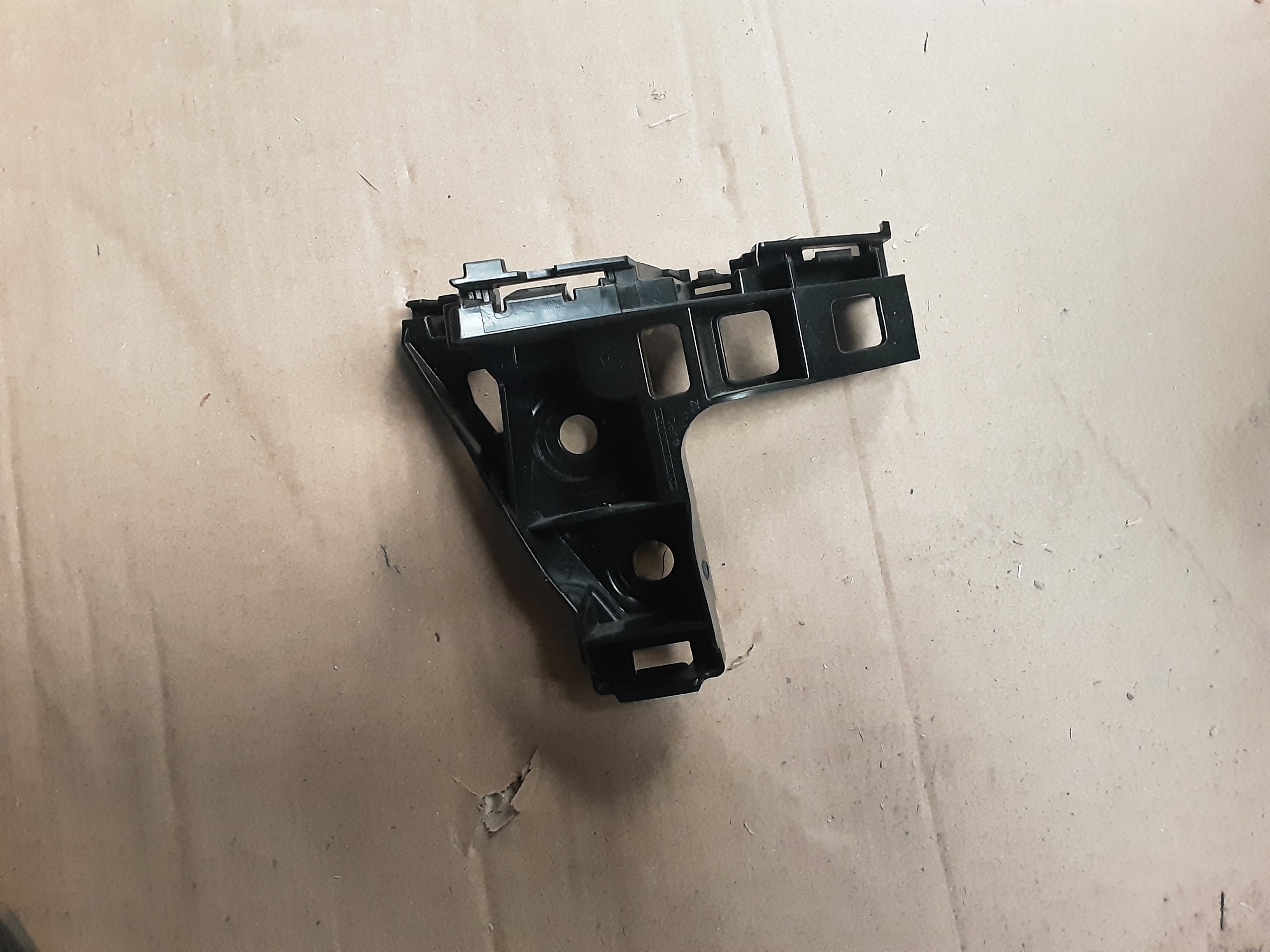 REAR BUMPER SUPPORT RIGHT Vw GOLF VII 1/17 - 2/20 FaceLift