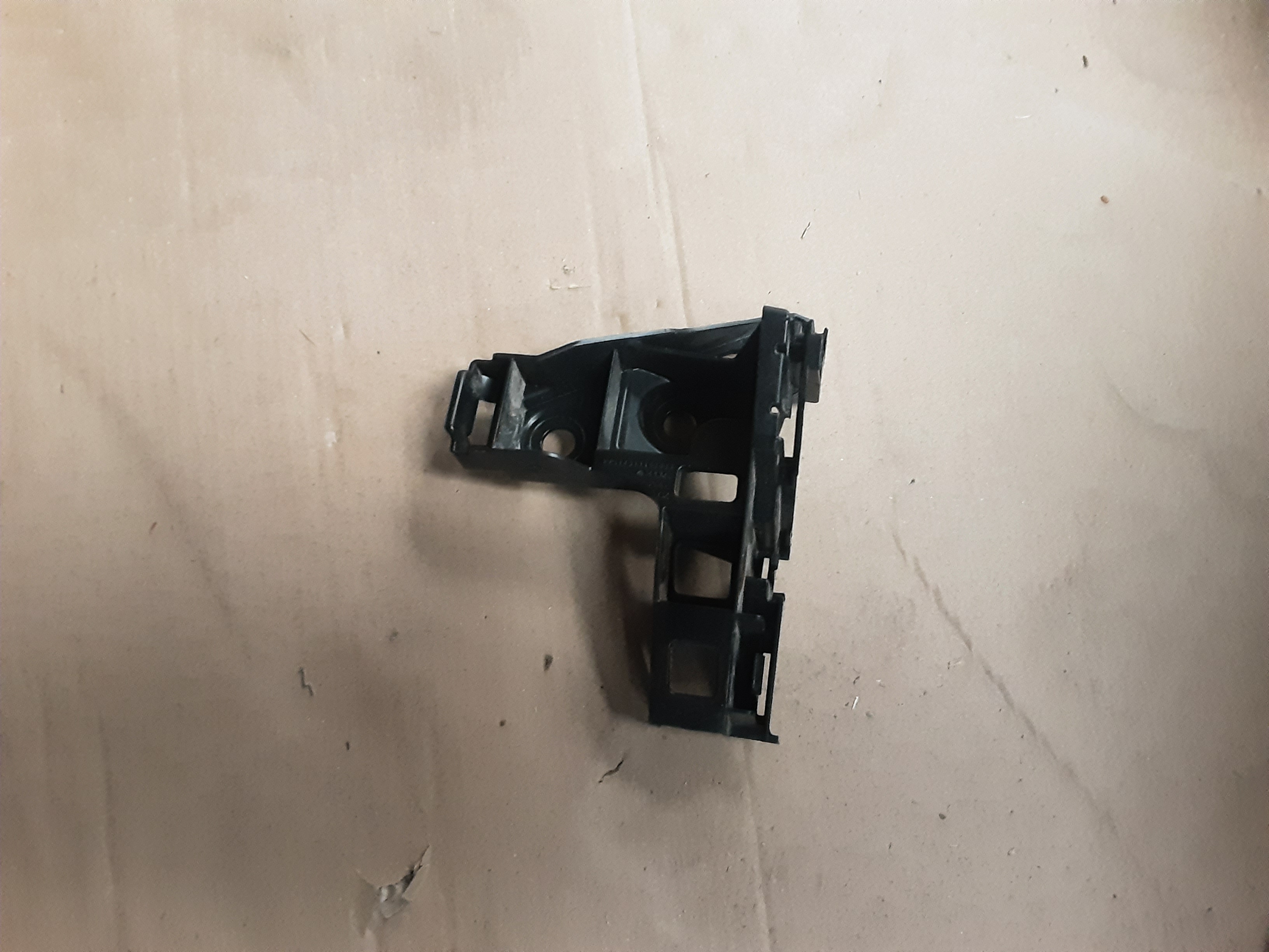 REAR BUMPER SUPPORT RIGHT Vw GOLF VII 1/17 - 2/20 FaceLift