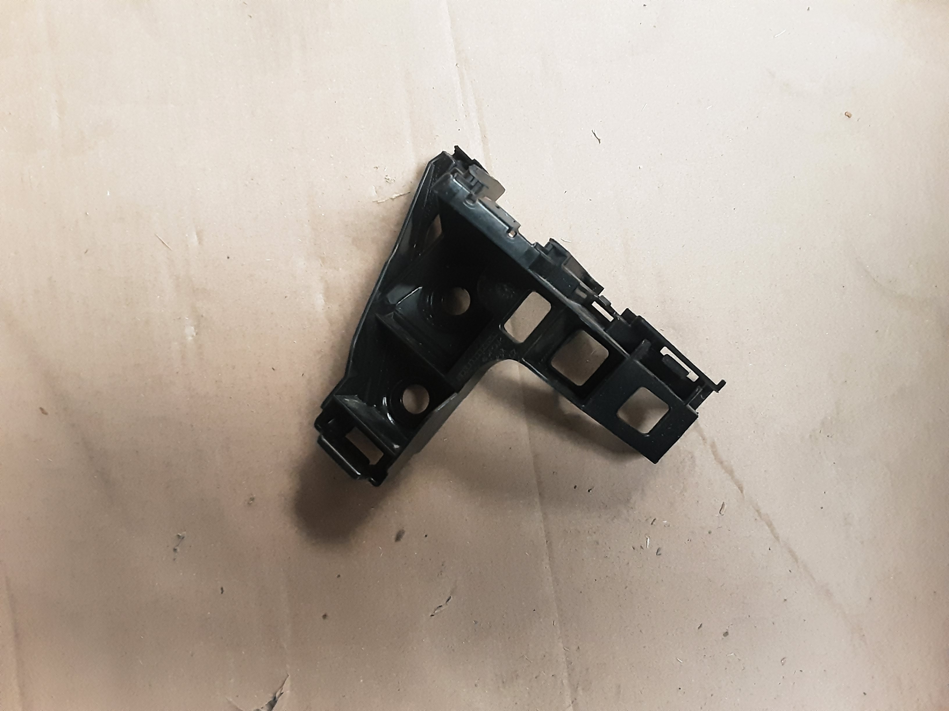REAR BUMPER SUPPORT RIGHT Vw GOLF VII 1/17 - 2/20 FaceLift