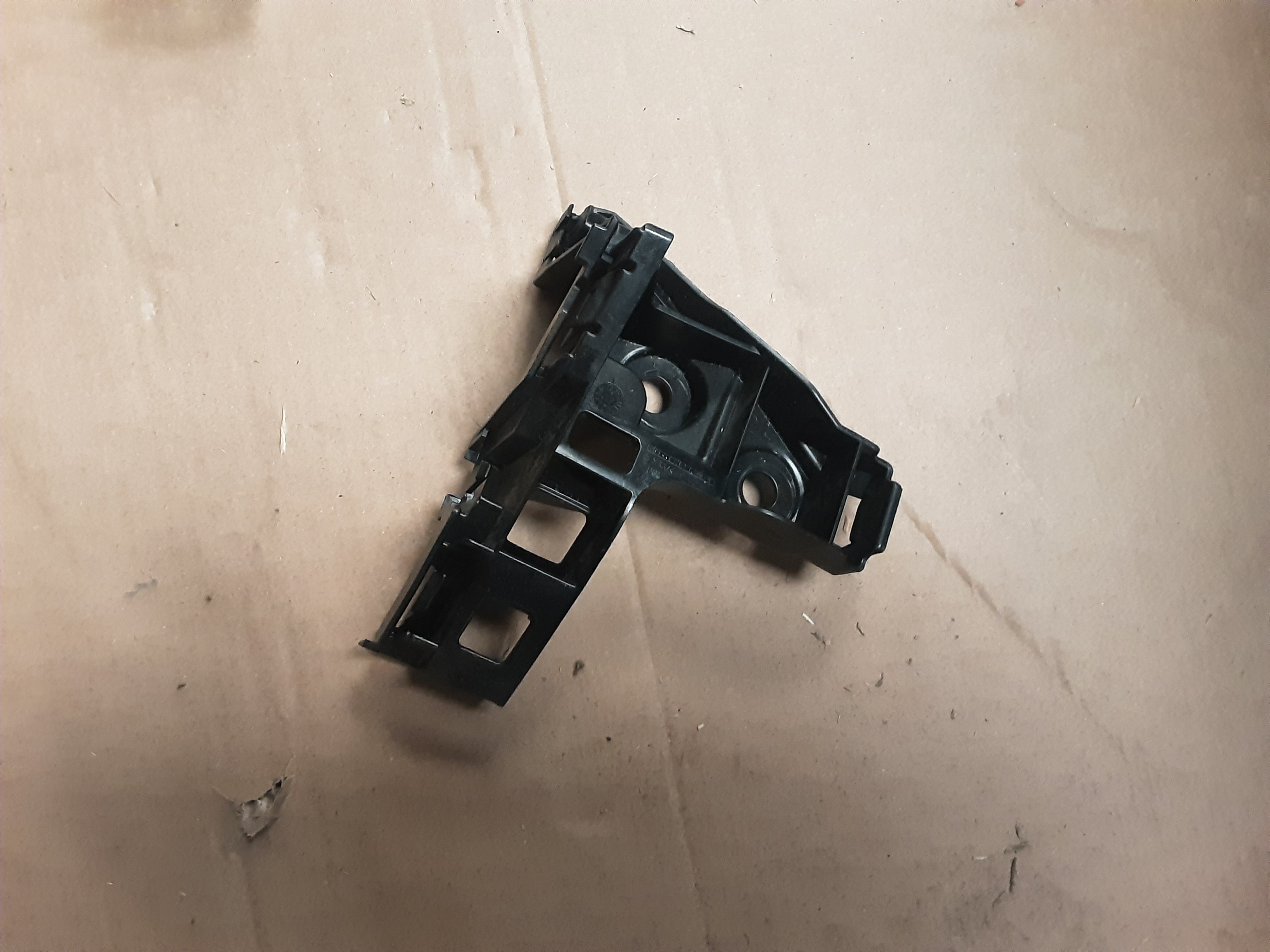 SUPPORT PARE-CHOCS ARRIERE GAUCHE Vw GOLF VII 1/17 - 2/20 FaceLift