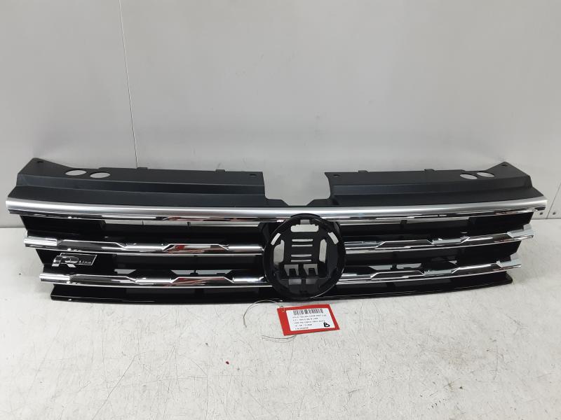 CALANDRE Vw TIGUAN (3) 02/16- 10/20