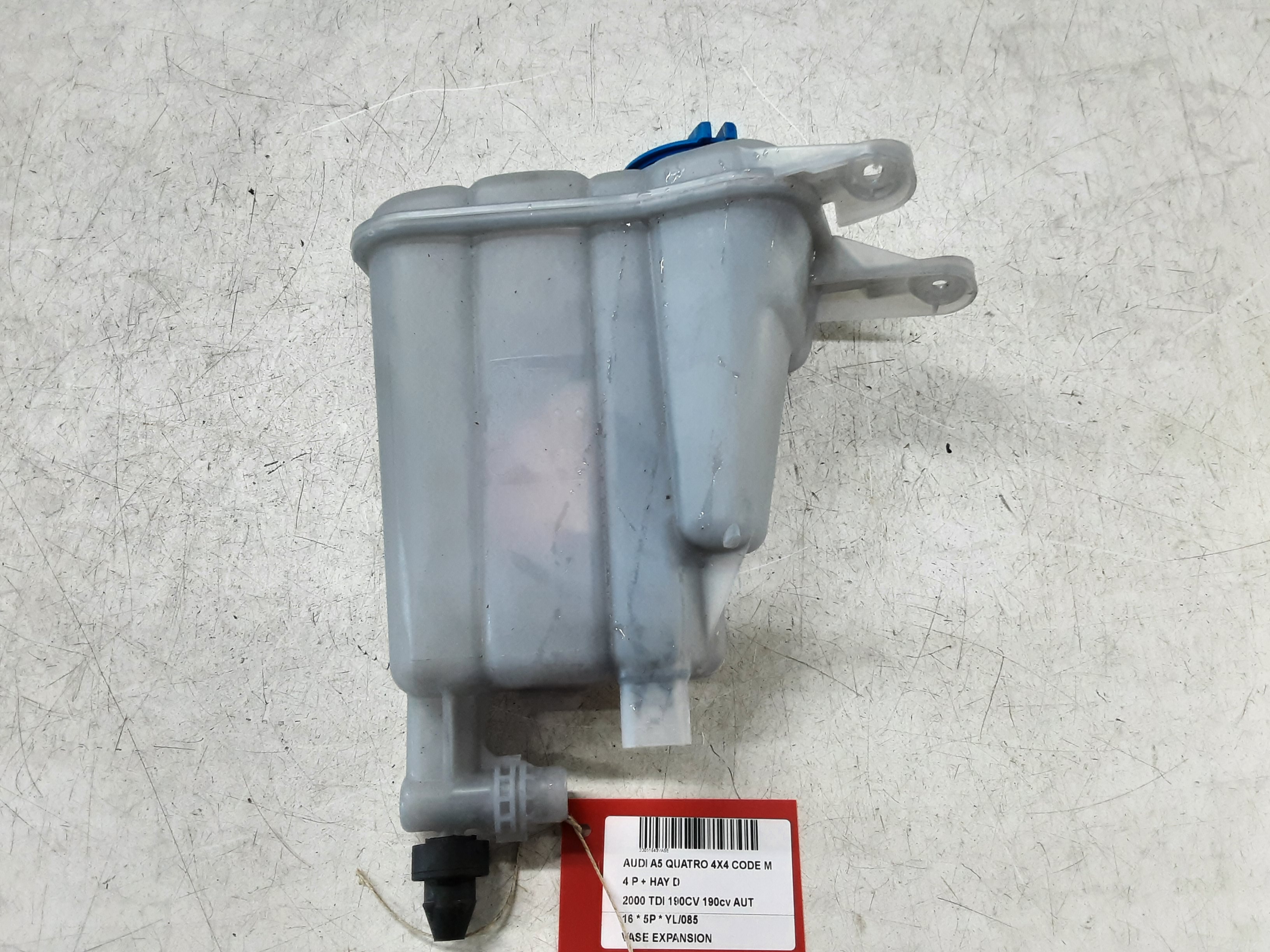 VASE D&#039;EXPANSION Audi A5 (2) 8/11 - 16