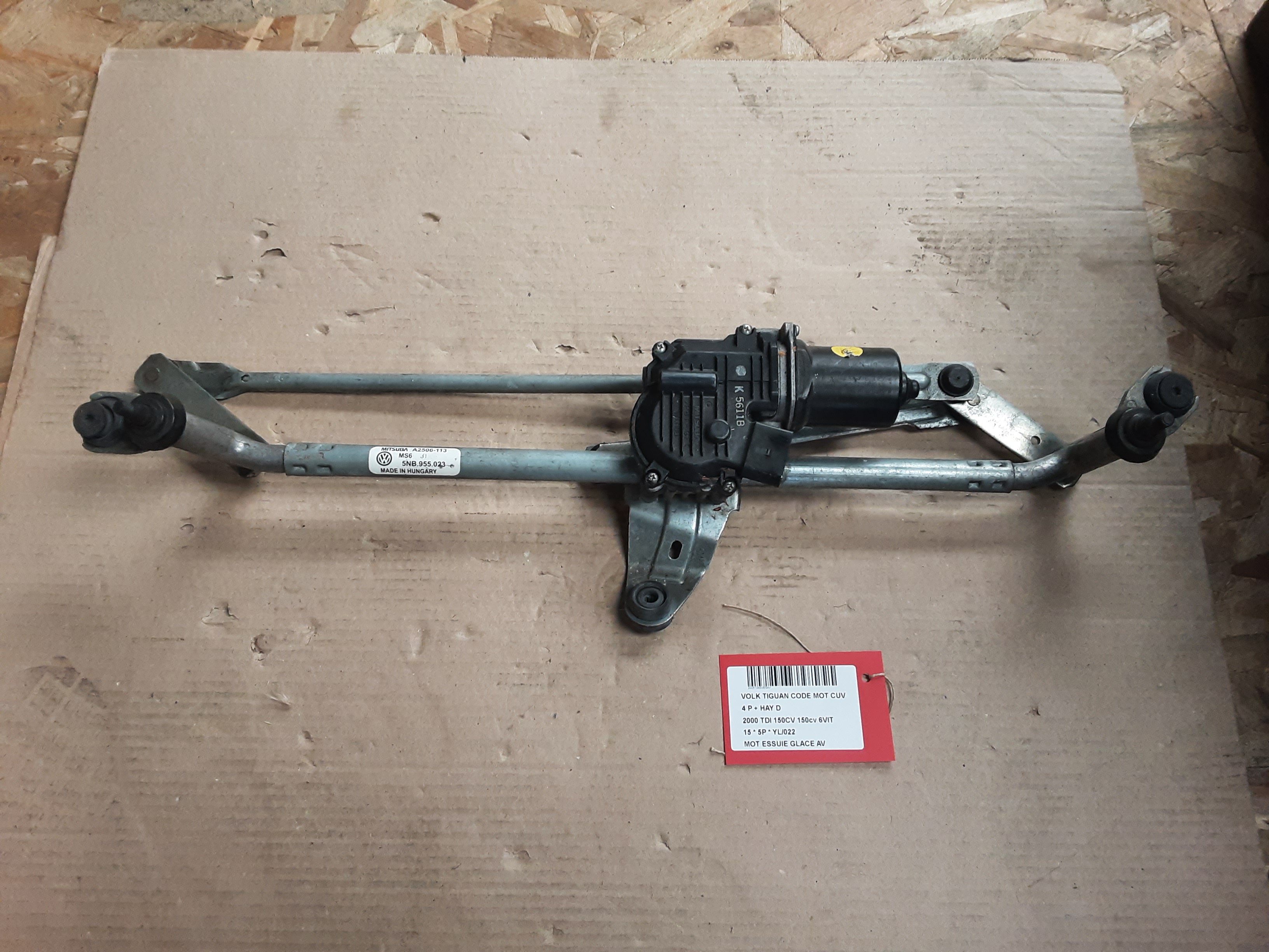 MOTOR RUITENWISSERS VOOR Vw TIGUAN (2) 07/11 - 16