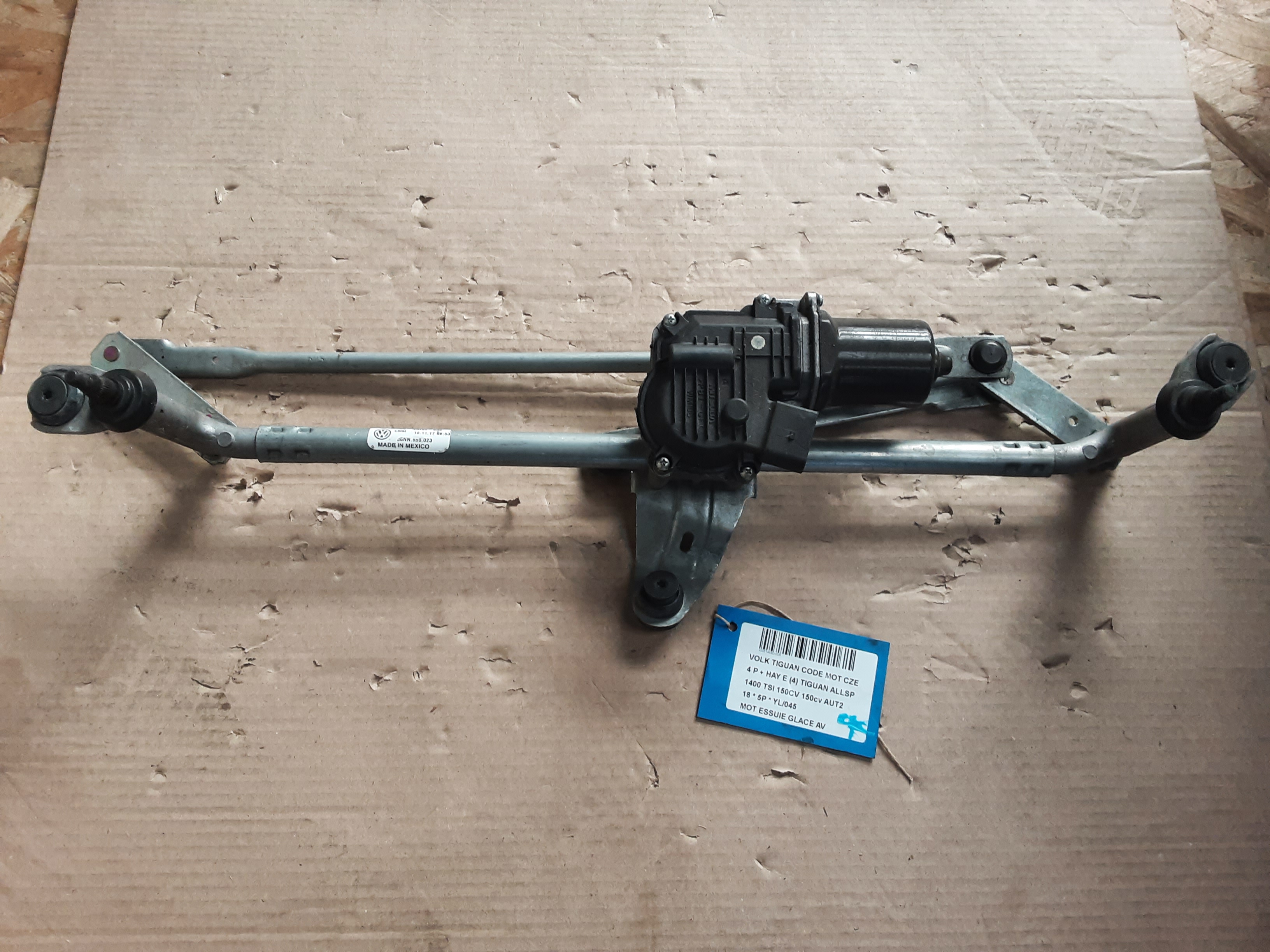 MOTOR RUITENWISSERS VOOR Vw TIGUAN (3) 02/16- 10/20