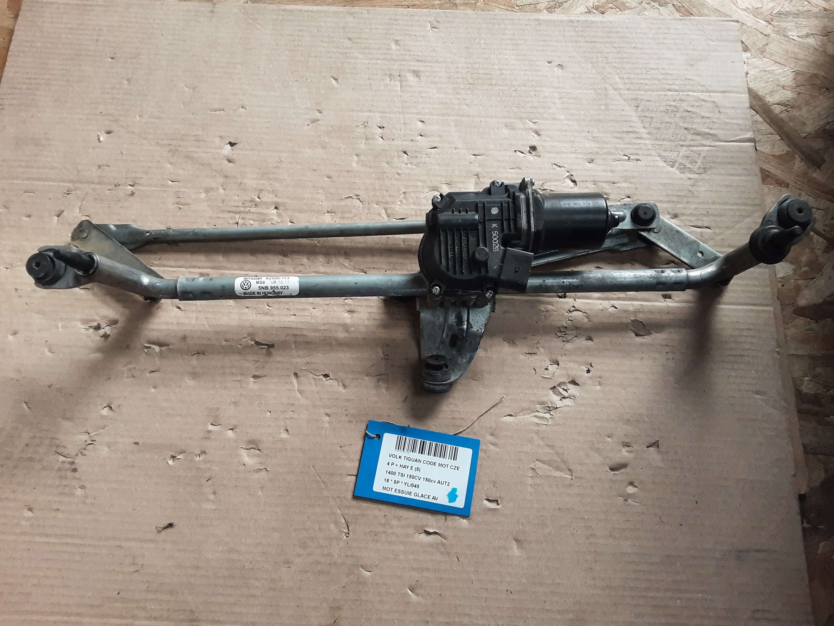MOTOR RUITENWISSERS VOOR Vw TIGUAN (3) 02/16- 10/20