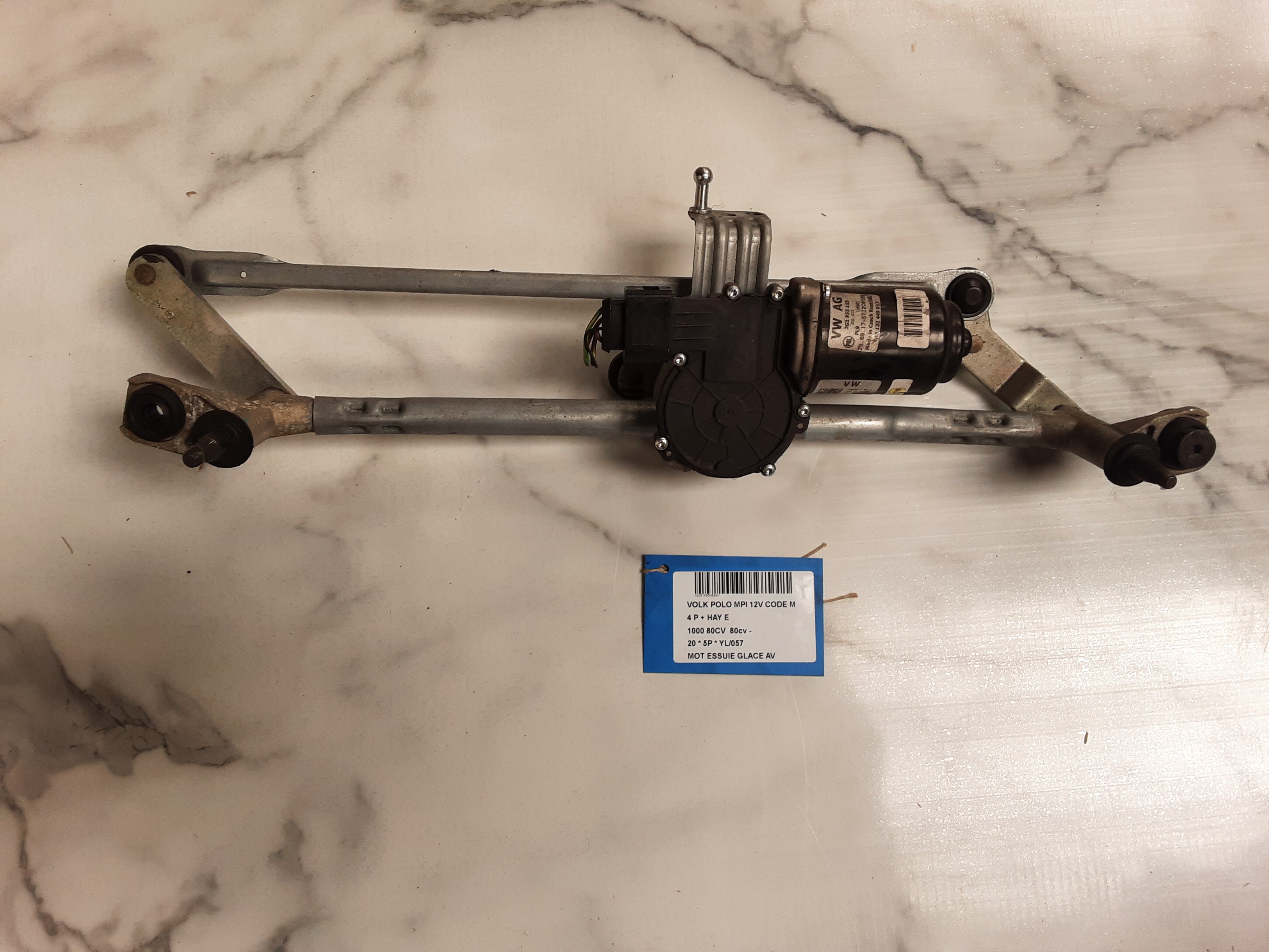 MOTEUR D&#039;ESSUIE-GLACE AVANT Vw POLO (AW/BZ) 10/17 - 9/21