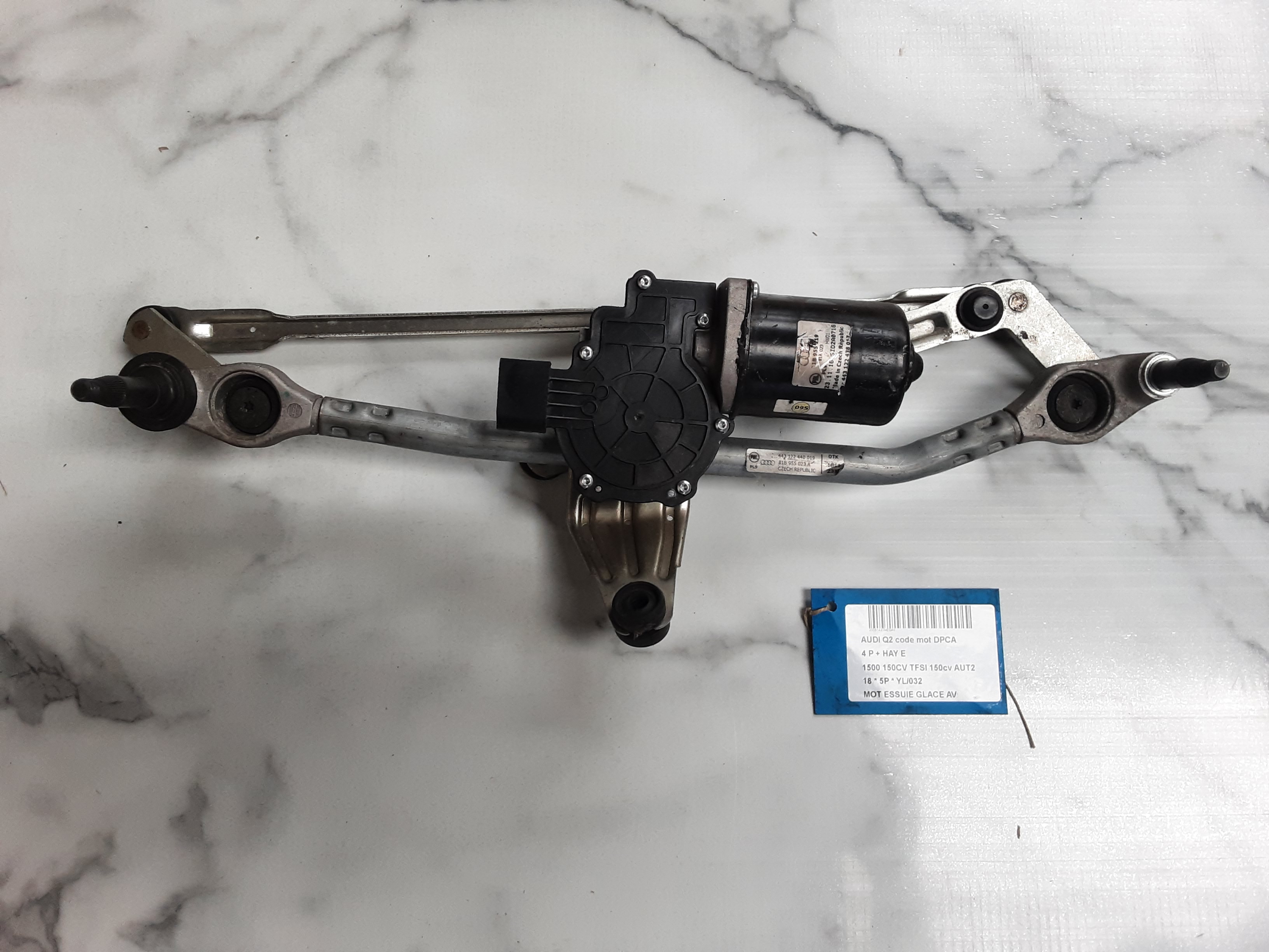 MOTEUR D&#039;ESSUIE-GLACE AVANT Audi Q2 11/16+