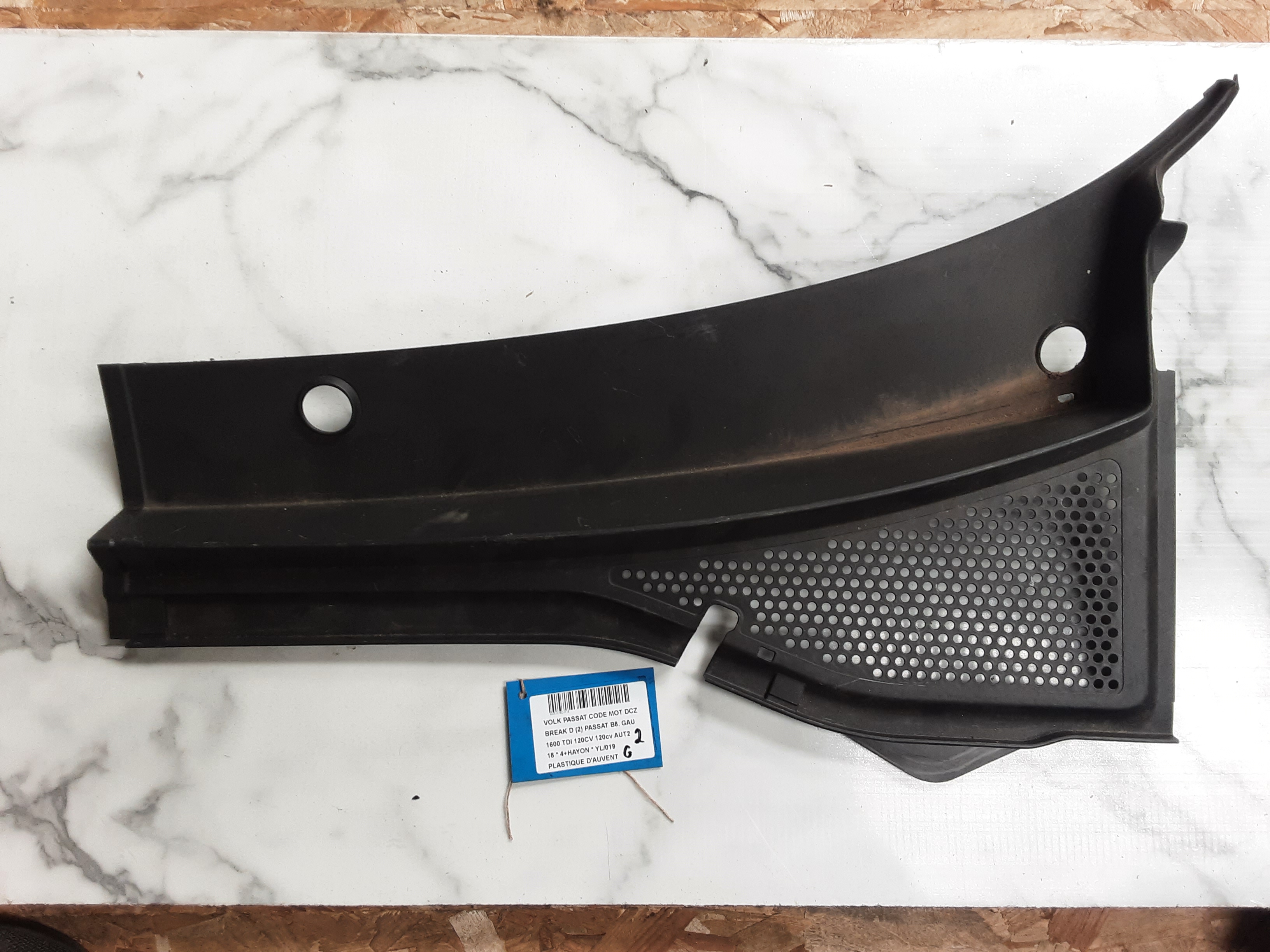PLASTIEK WINDSCHERM Vw PASSAT 11/14 - 19