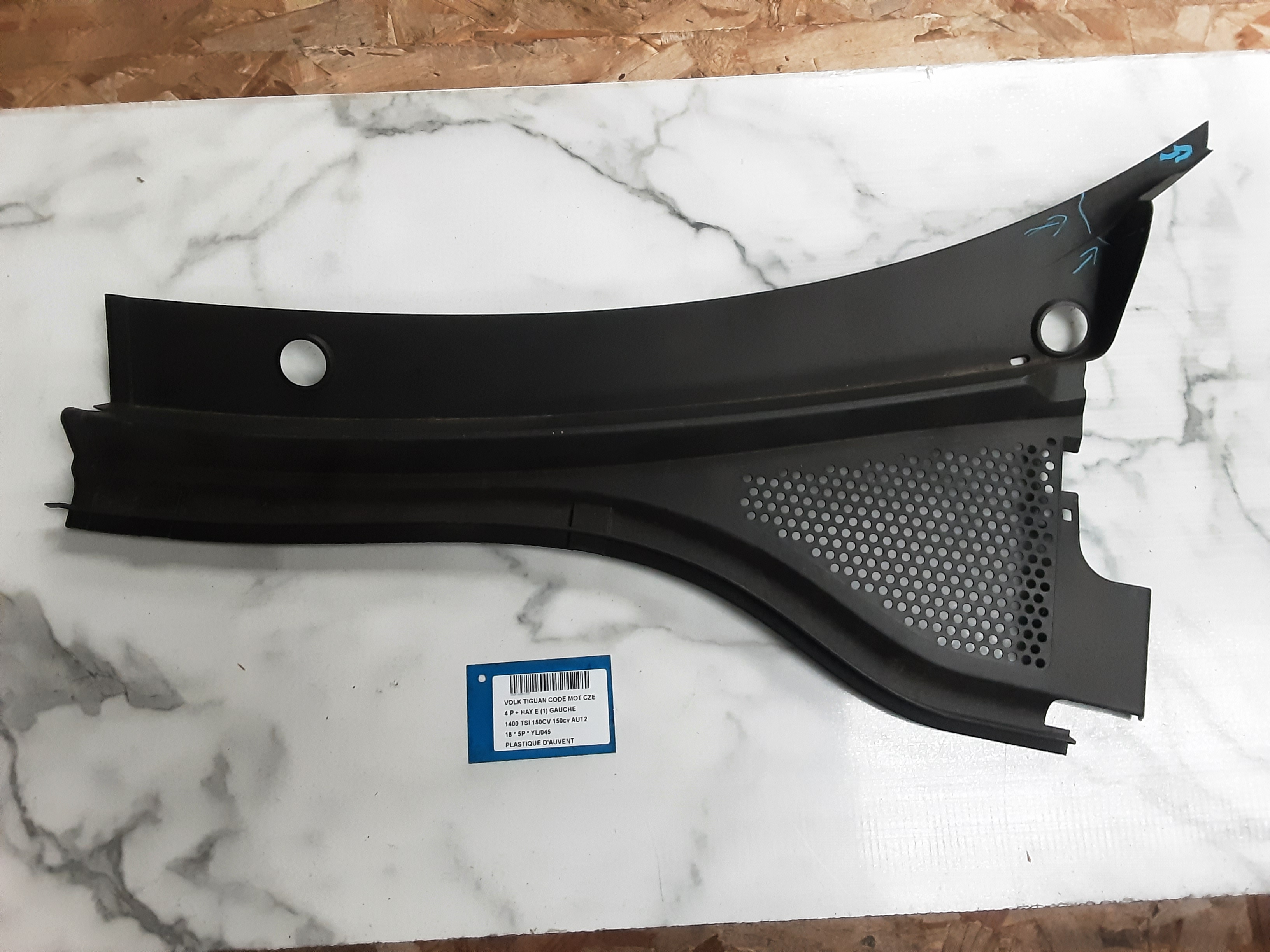 PLASTIEK WINDSCHERM Vw TIGUAN (3) 02/16- 10/20