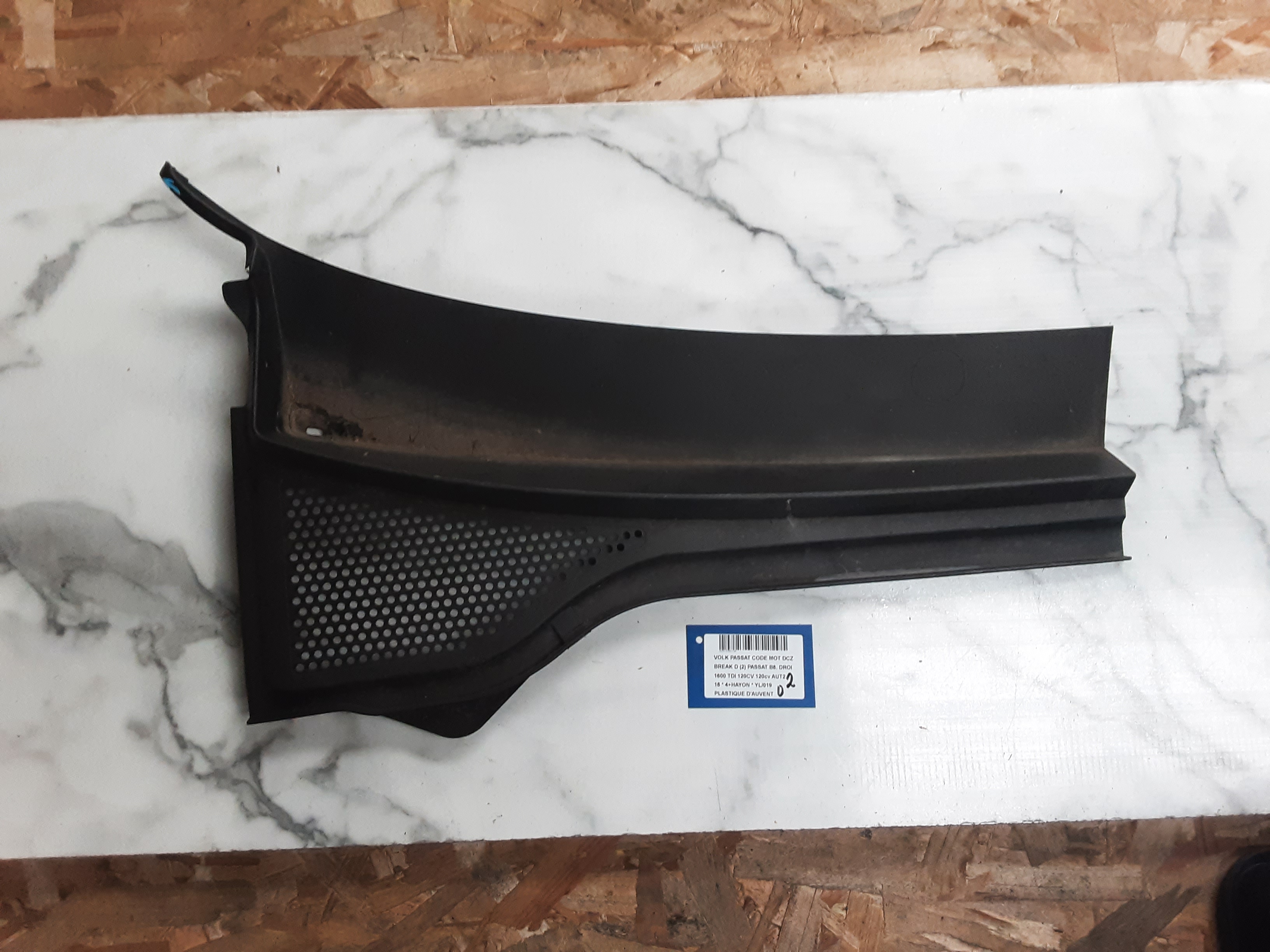 PLASTIEK WINDSCHERM Vw PASSAT 11/14 - 19