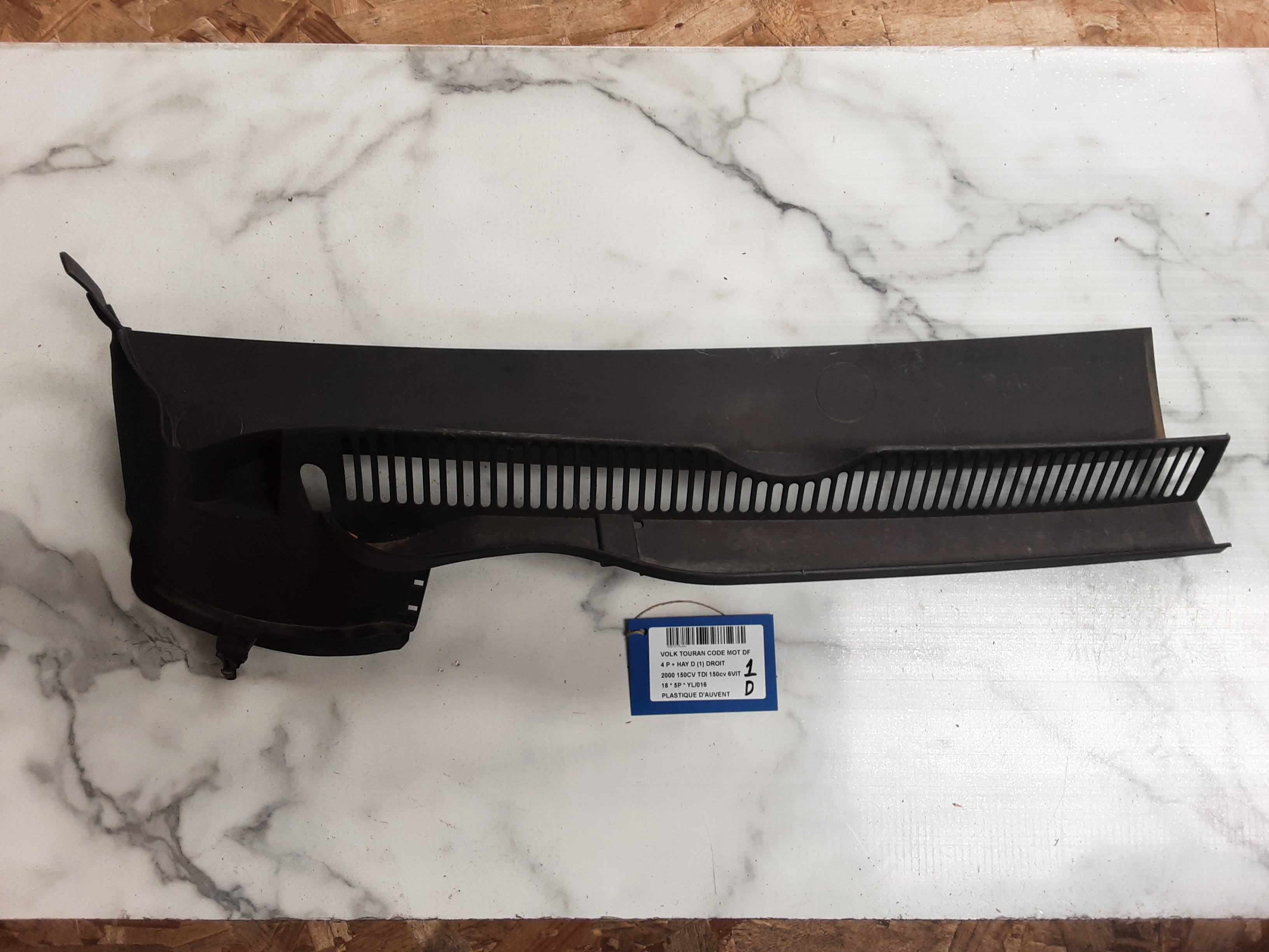 PLASTIEK WINDSCHERM Vw TOURAN 09/15+