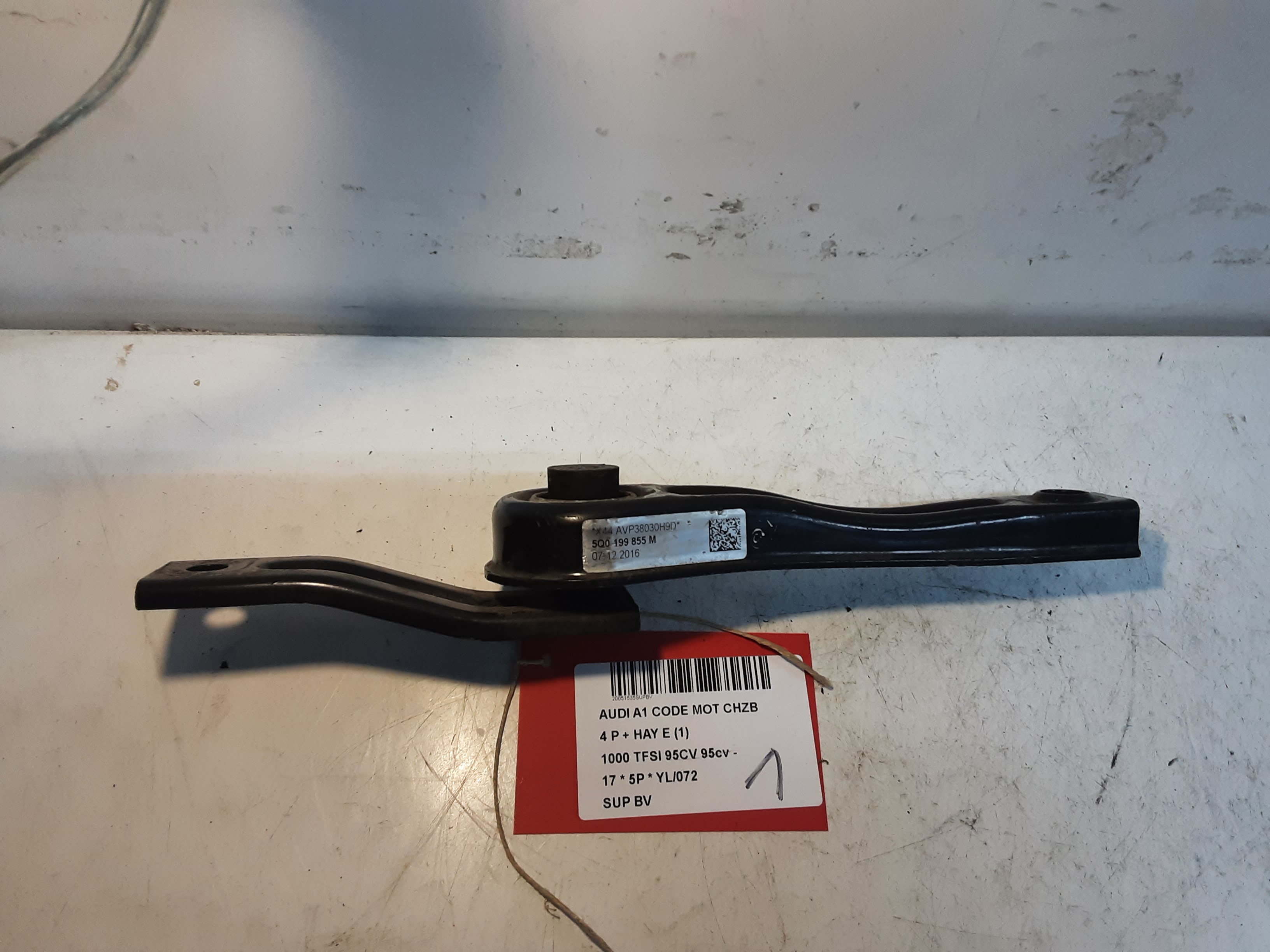 VERSNELLINGSBAKSTEUN Audi A1 12/14 - 19