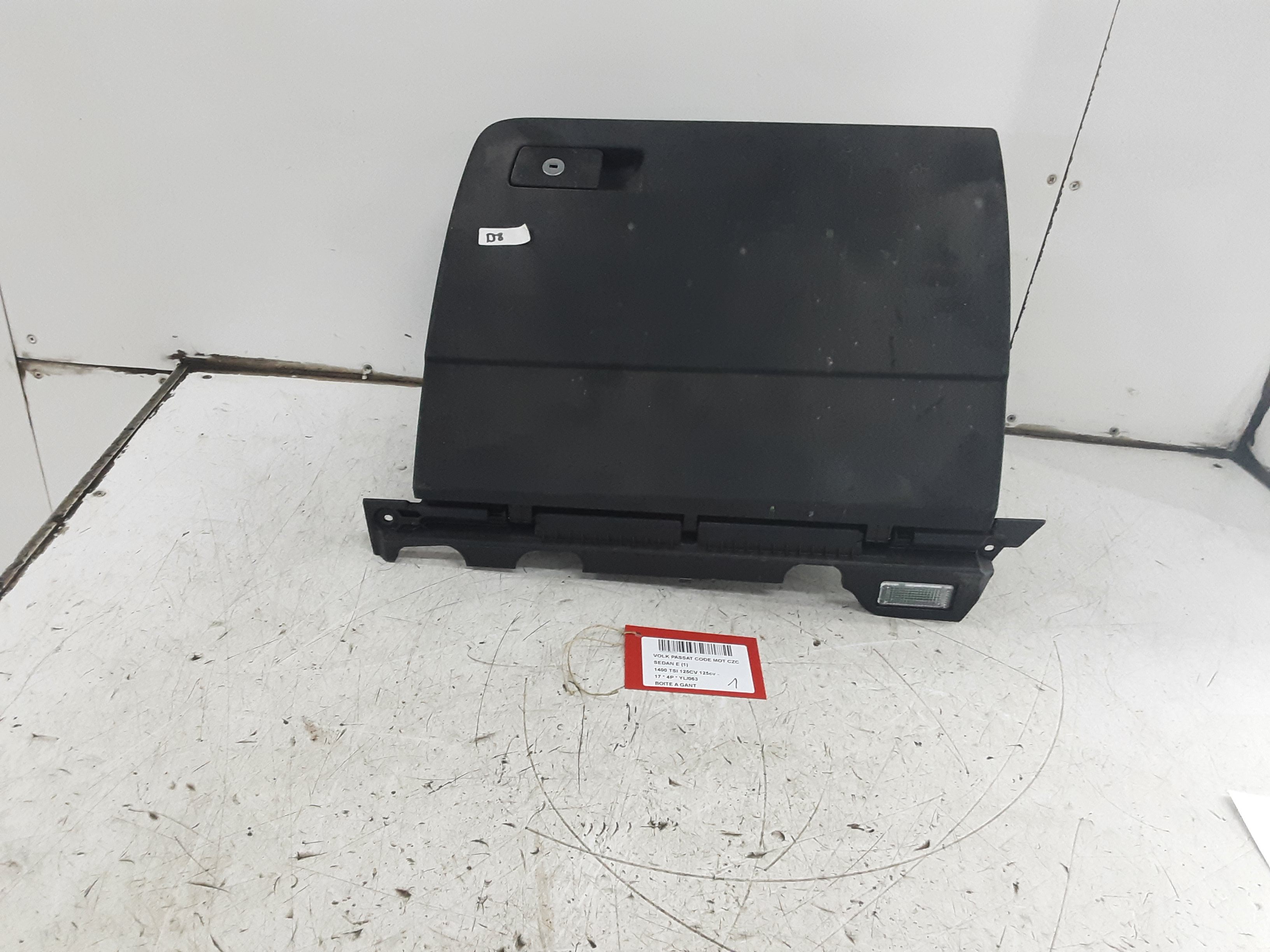 OPBERGVAKJE Vw PASSAT 11/14 - 19