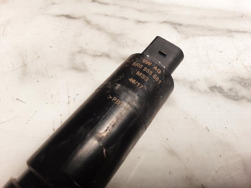 WINDSCREEN WASHER PUMP Vw TIGUAN (3) 02/16- 10/20