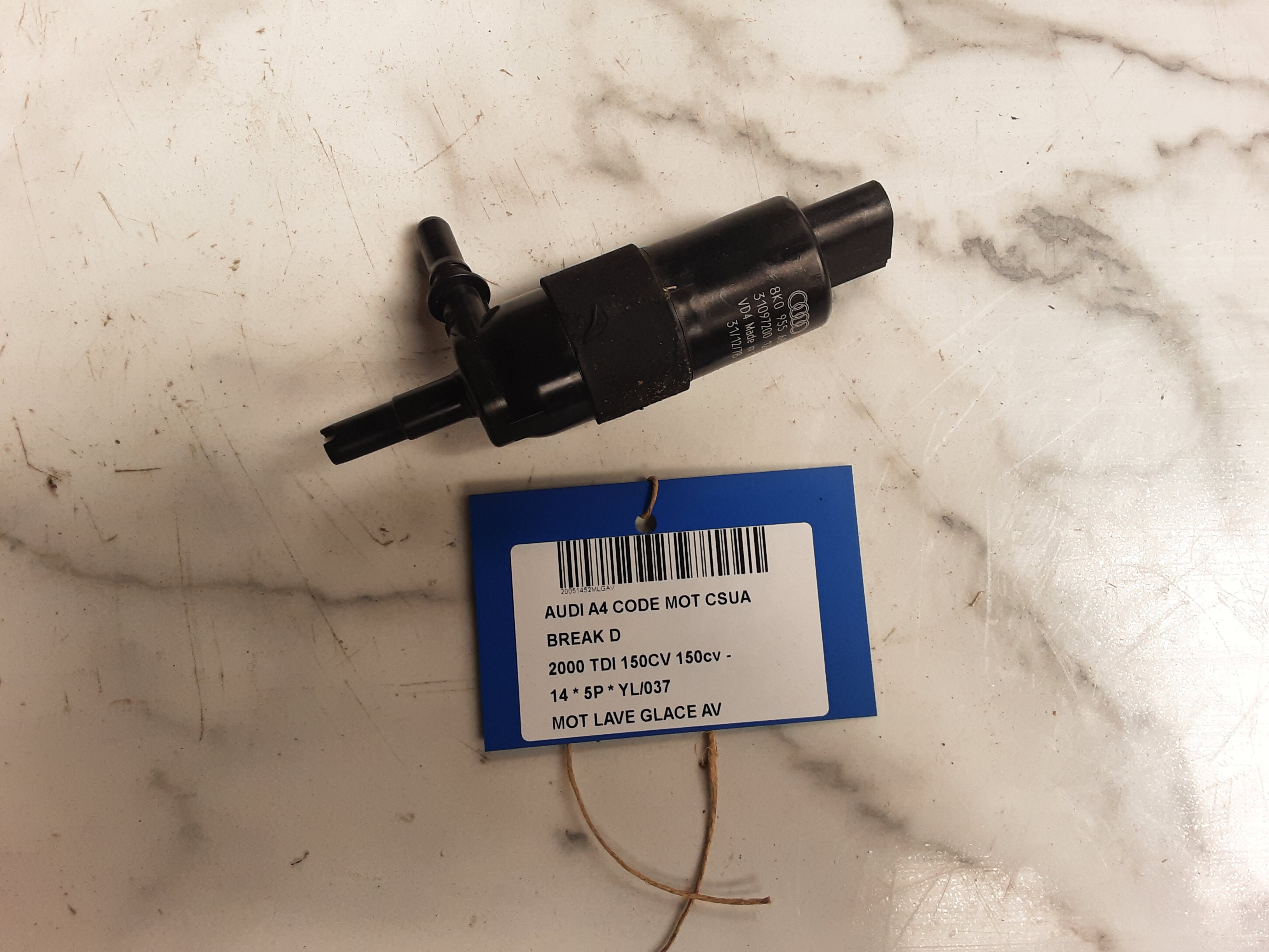 MOTOR RUITENWASSERS VOOR Audi A4 11/11 - 15