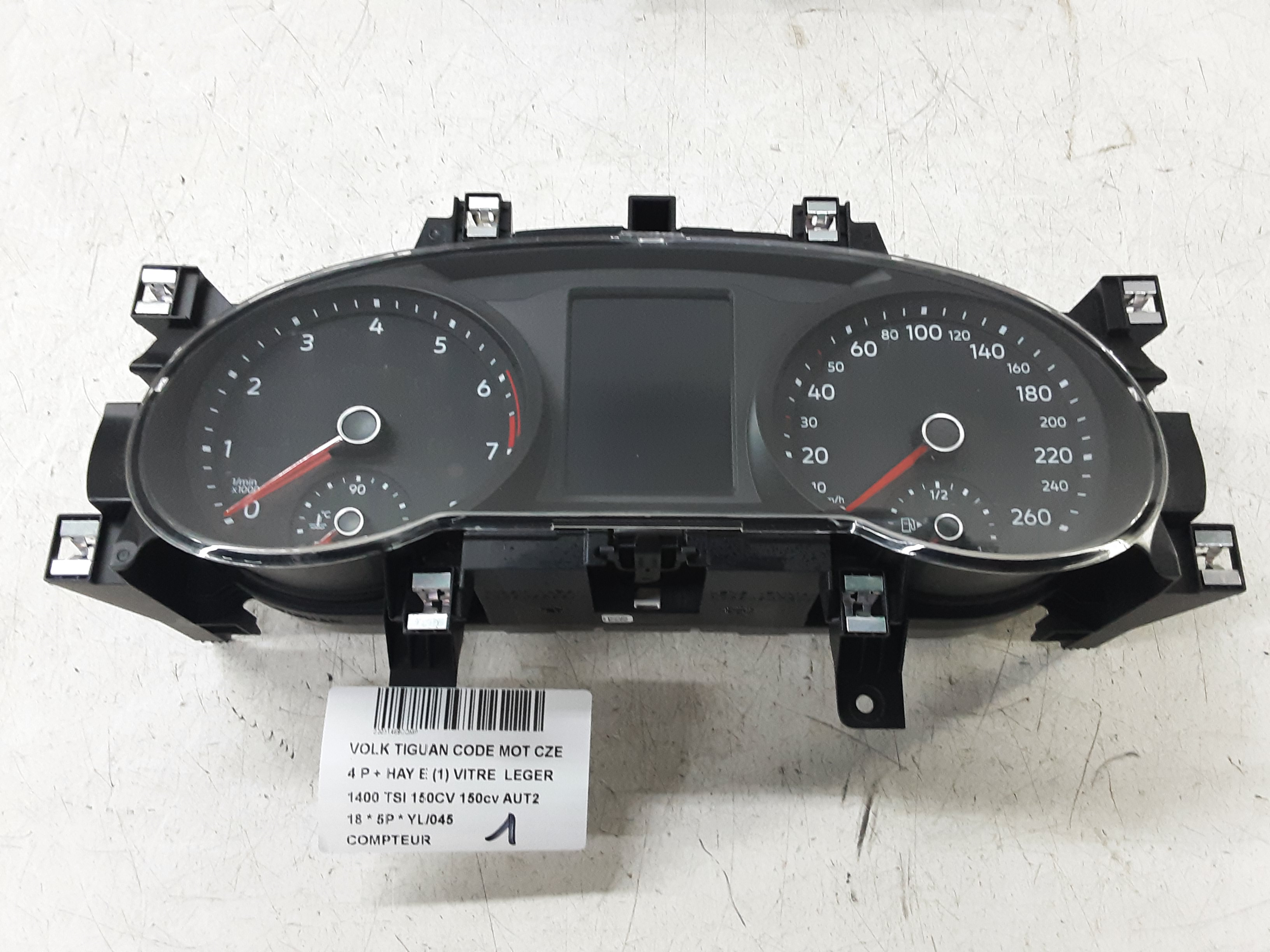 KM TELLER Vw TIGUAN (3) 02/16- 10/20