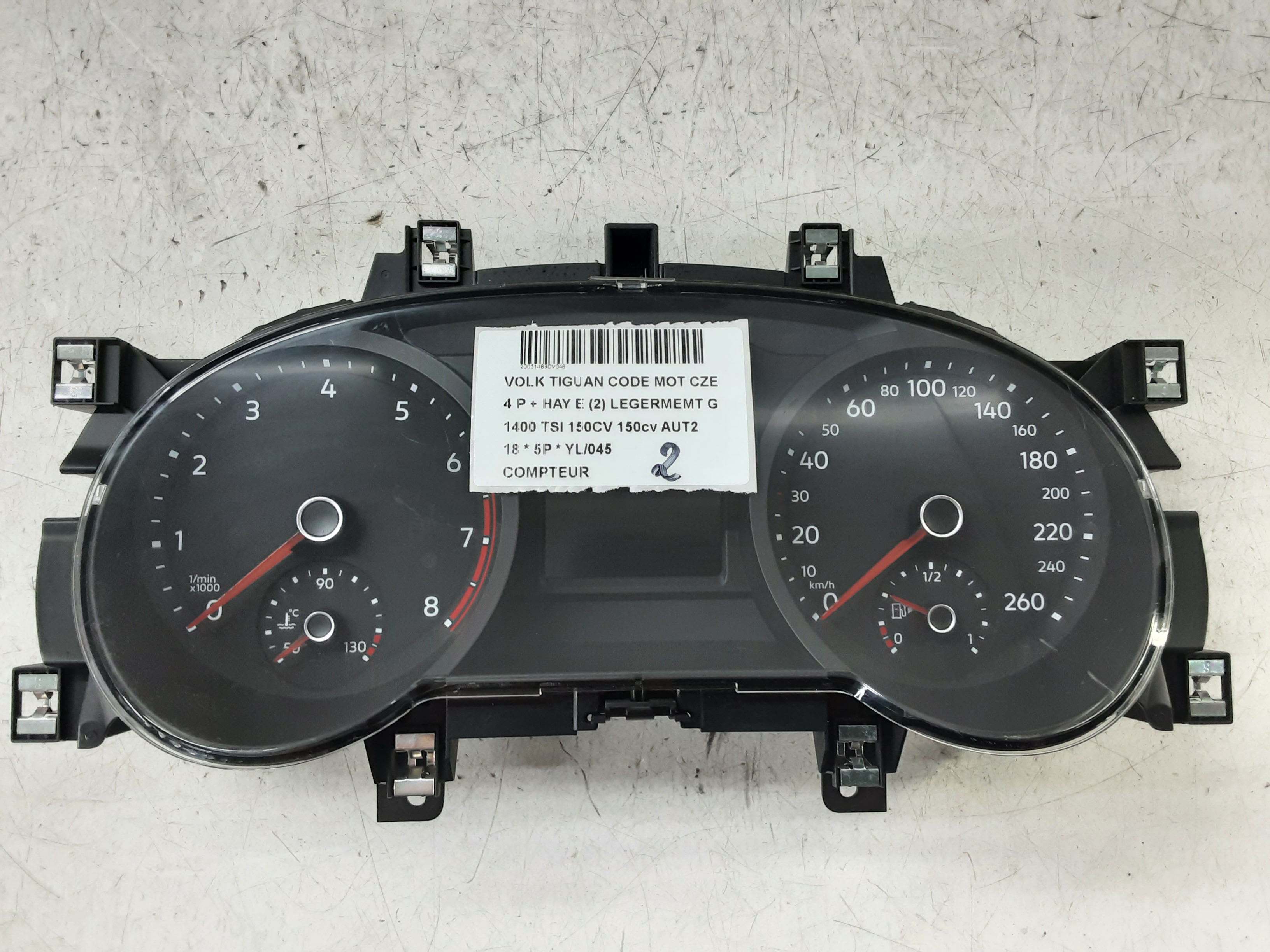 KM TELLER Vw TIGUAN (3) 02/16- 10/20