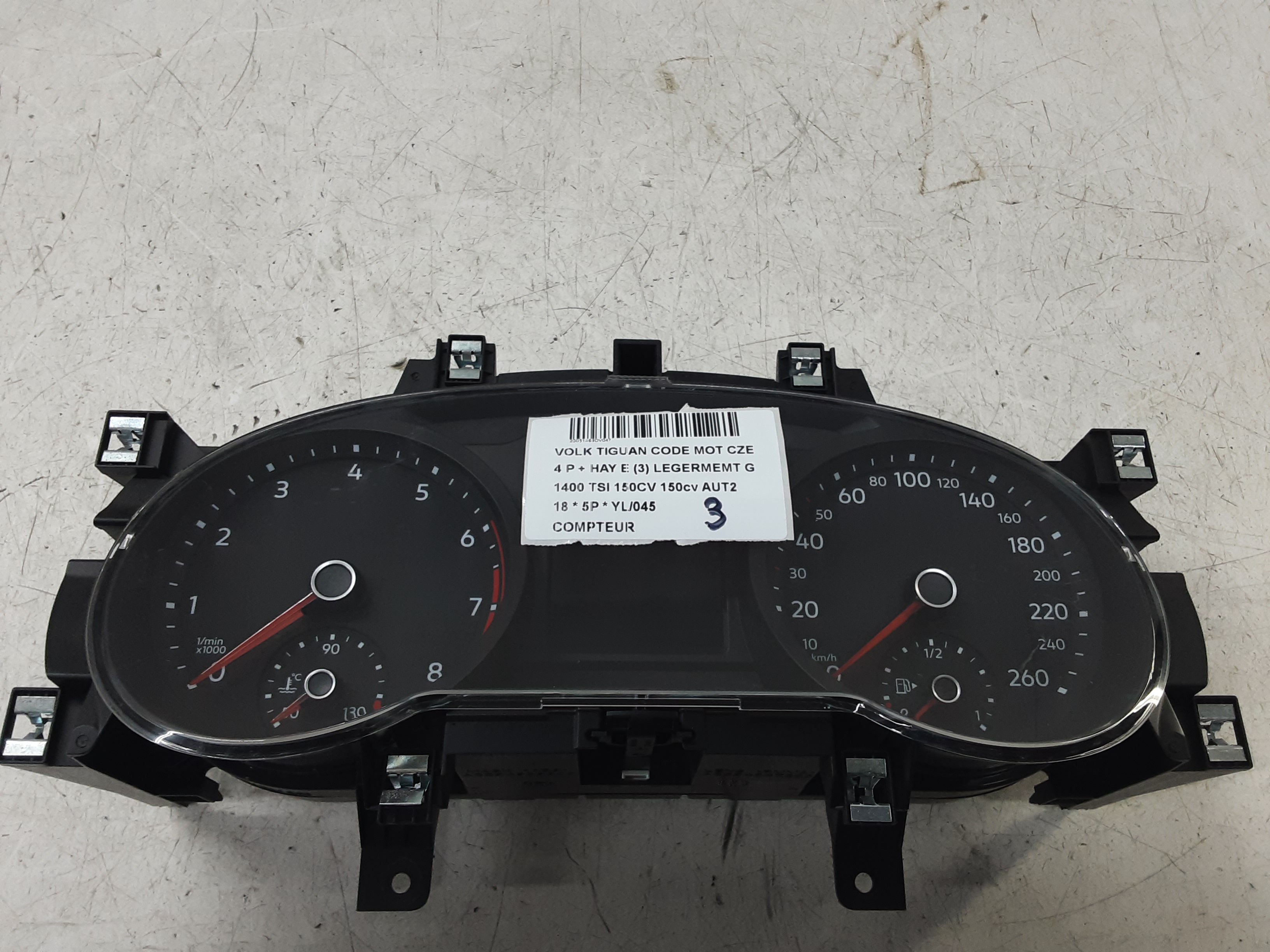 KM TELLER Vw TIGUAN (3) 02/16- 10/20