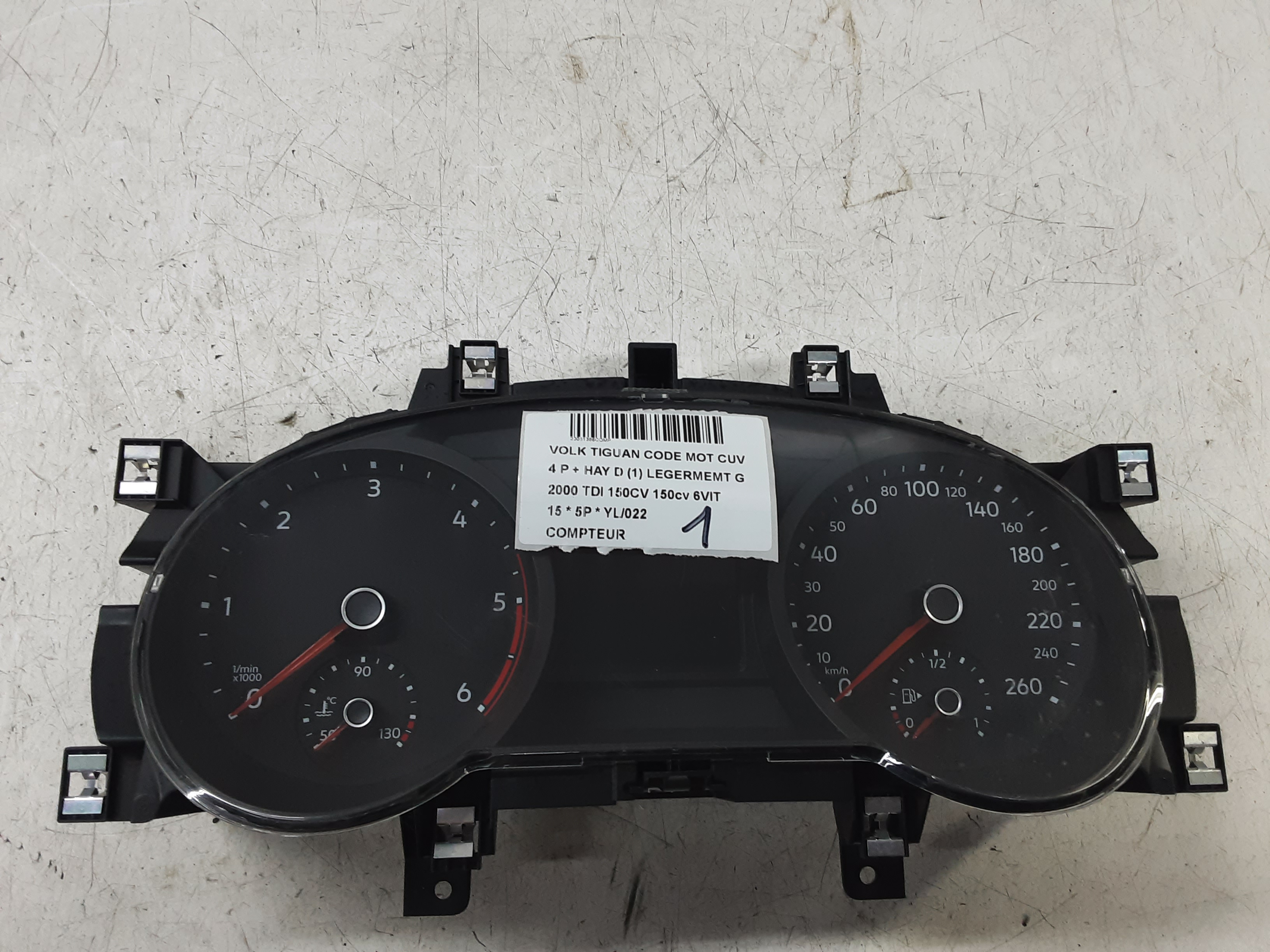 KM TELLER Vw TIGUAN (2) 07/11 - 16