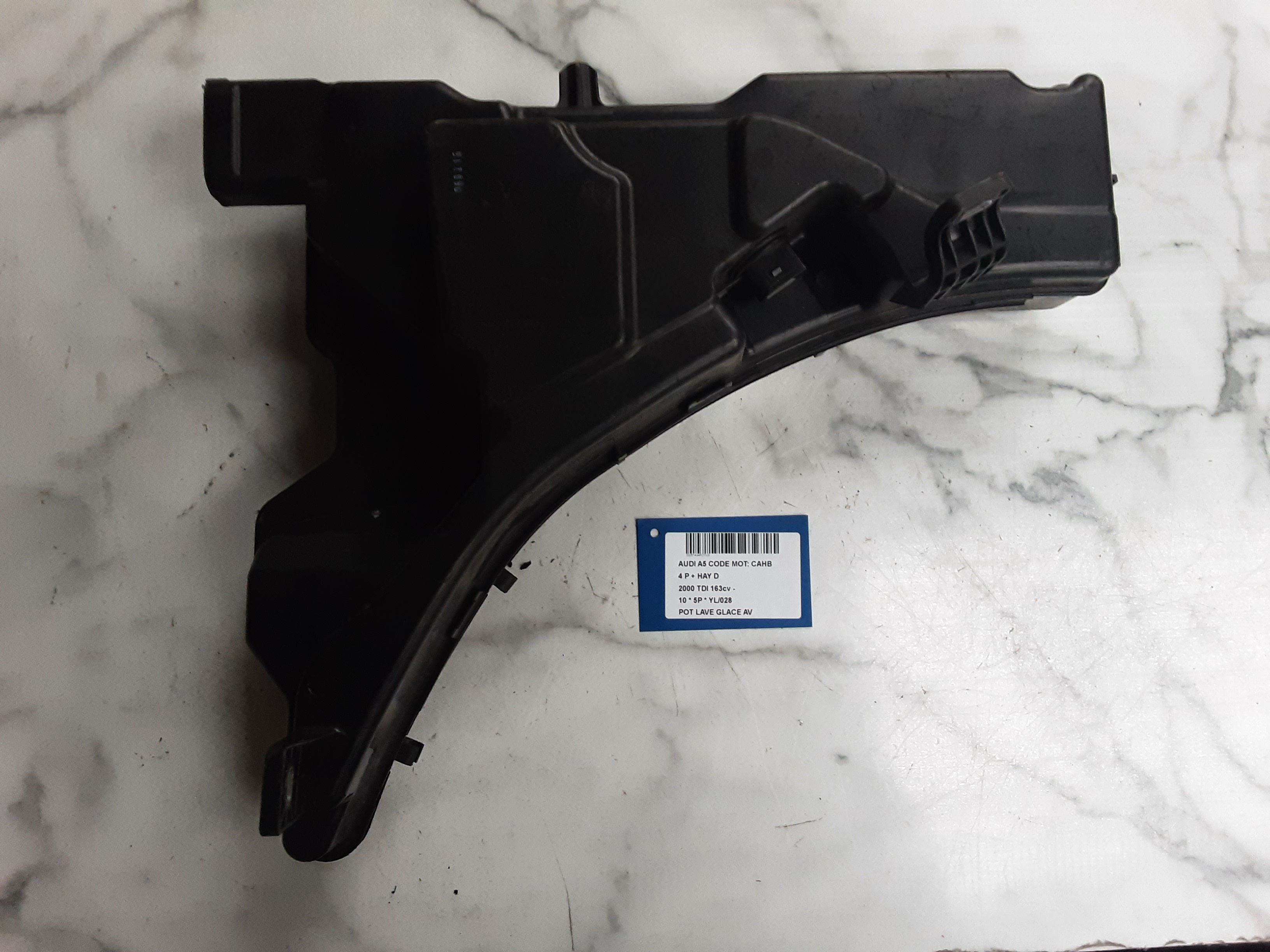 POT DE LAVE-GLACE AVANT Audi A5 (1) SPORTBACK 3/2009 - 2011