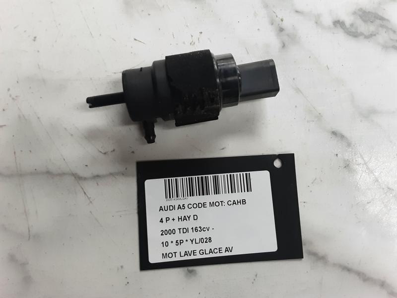WINDSCREEN WASHER PUMP Audi A5 (1) SPORTBACK 3/2009 - 2011