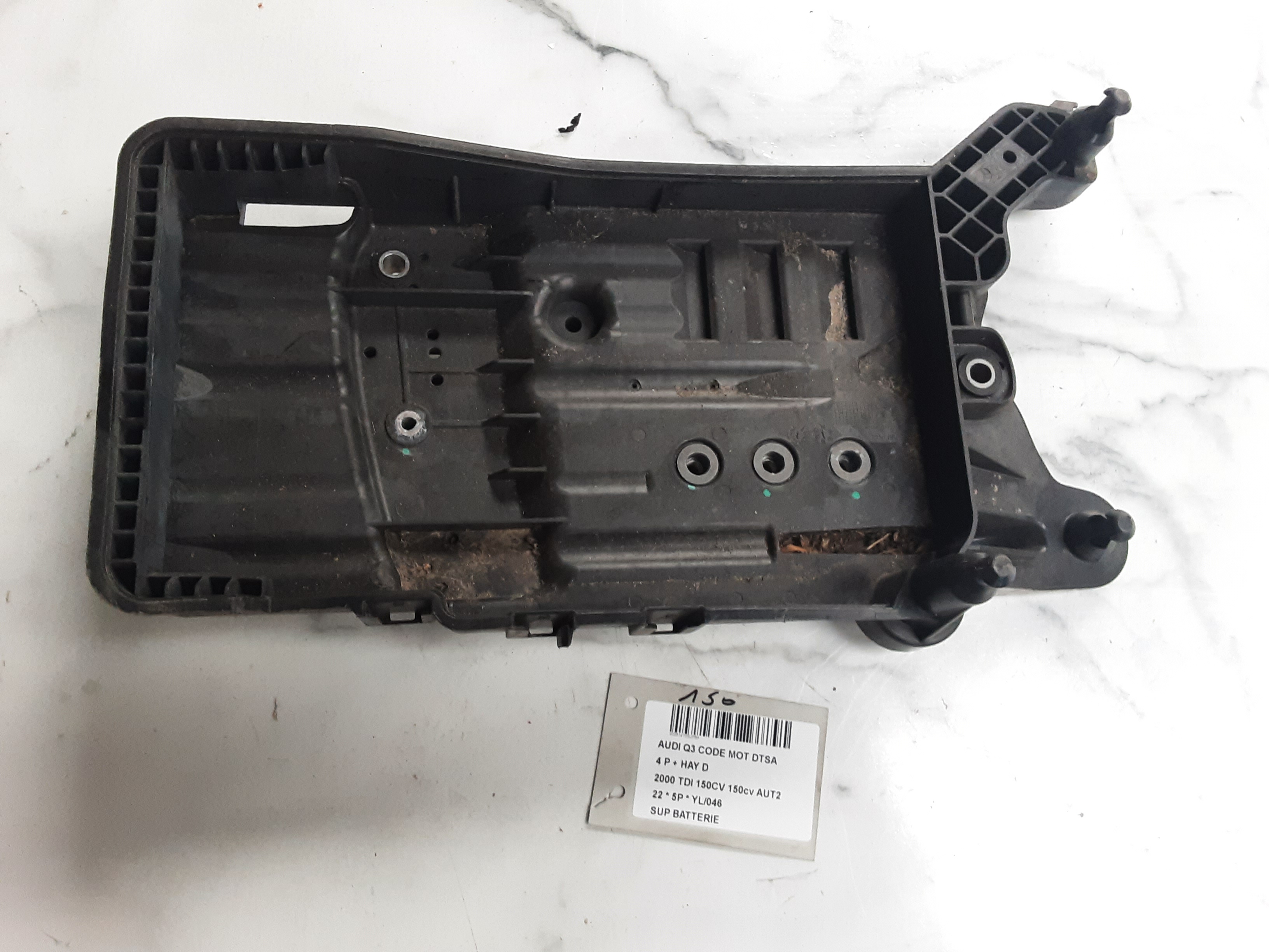 ACCU STEUN Audi Q3 11/18+