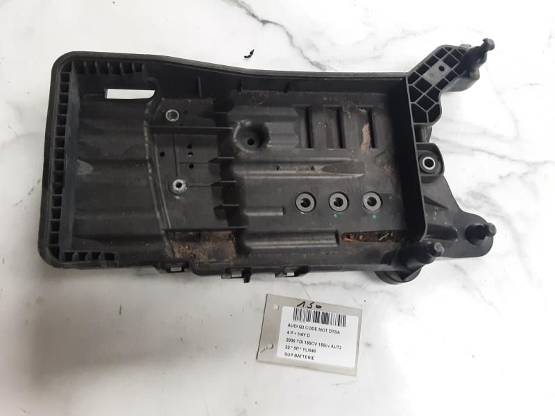SUPPORT DE BATTERIE Audi Q3 11/18+