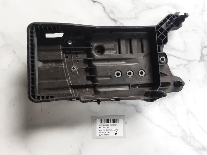 SUPPORT DE BATTERIE Audi Q3 11/18+