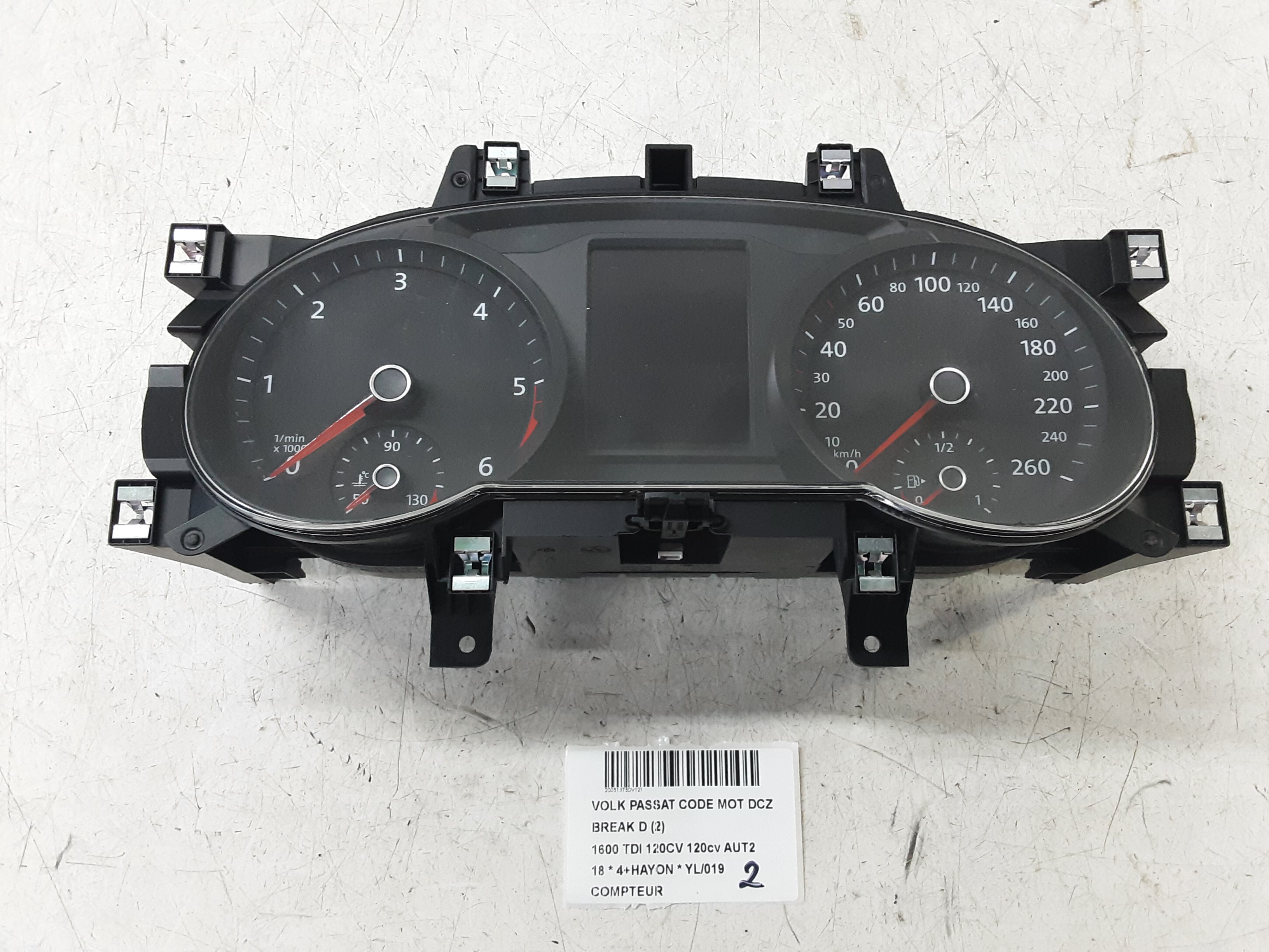 KM TELLER Vw PASSAT 11/14 - 19