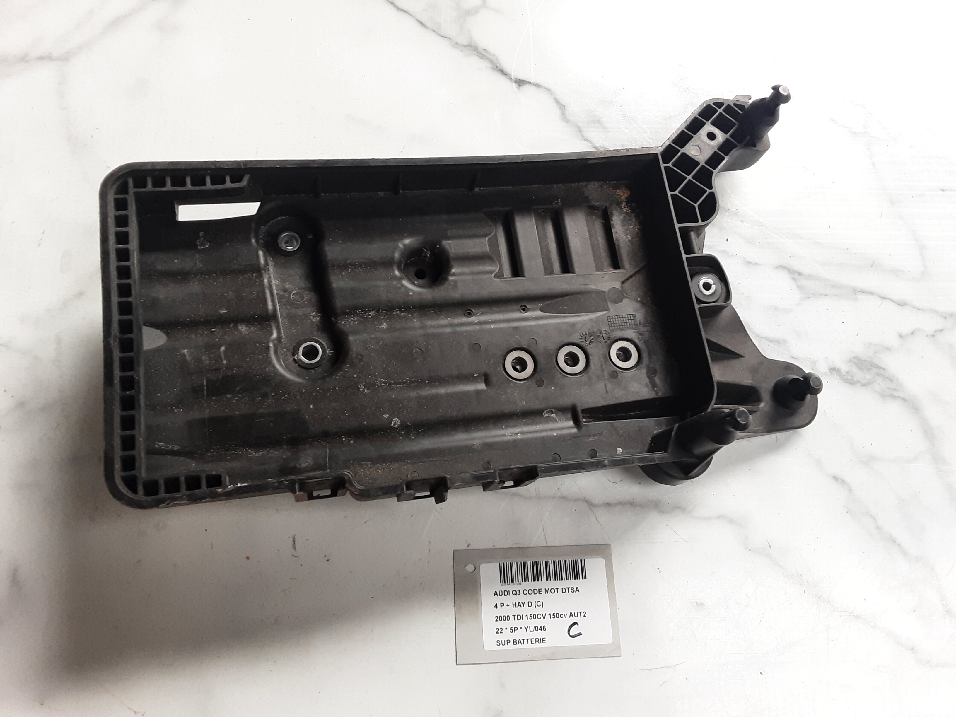 ACCU STEUN Audi Q3 11/18+