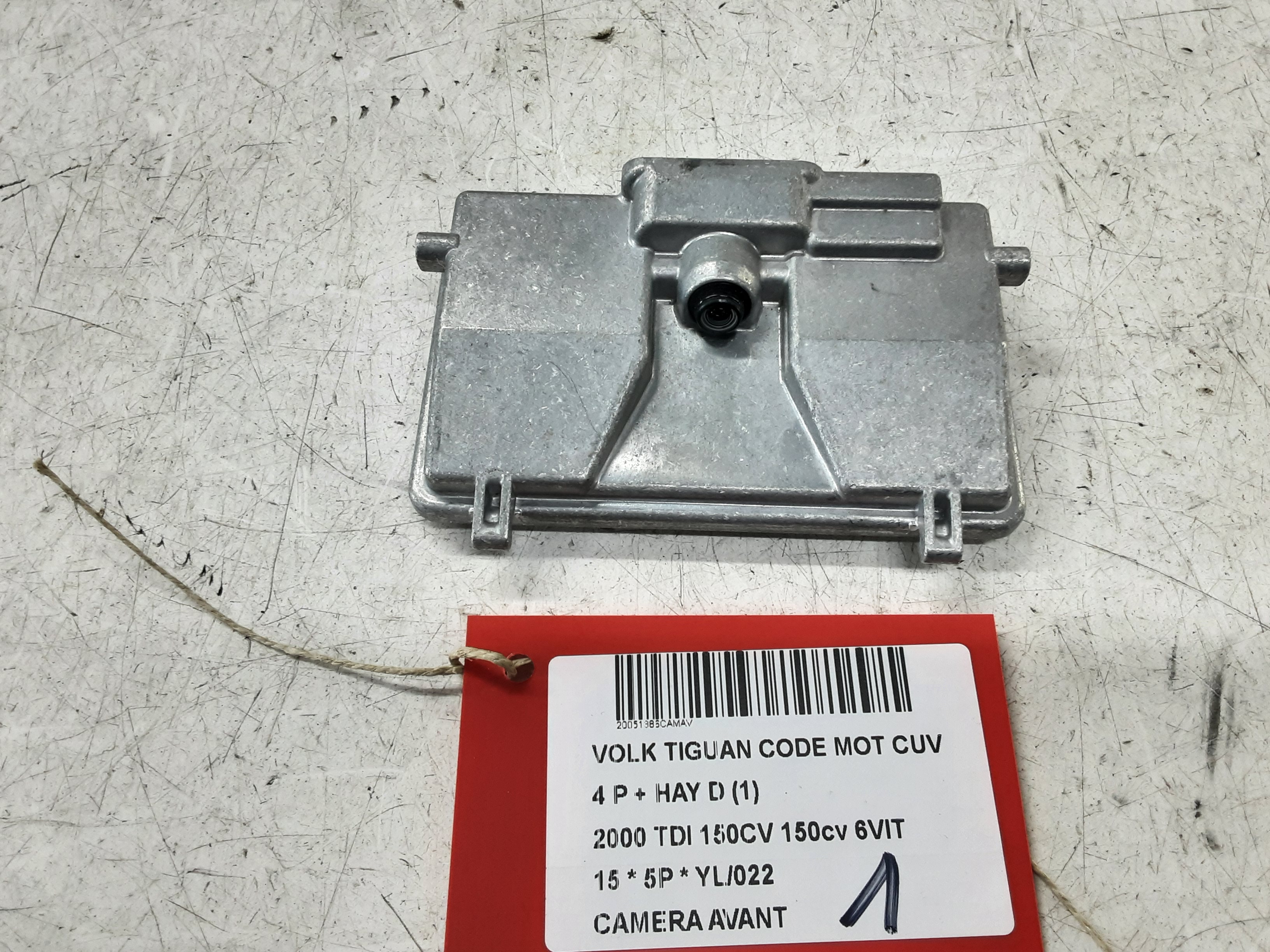 CAMERA AVANT Vw TIGUAN (2) 07/11 - 16