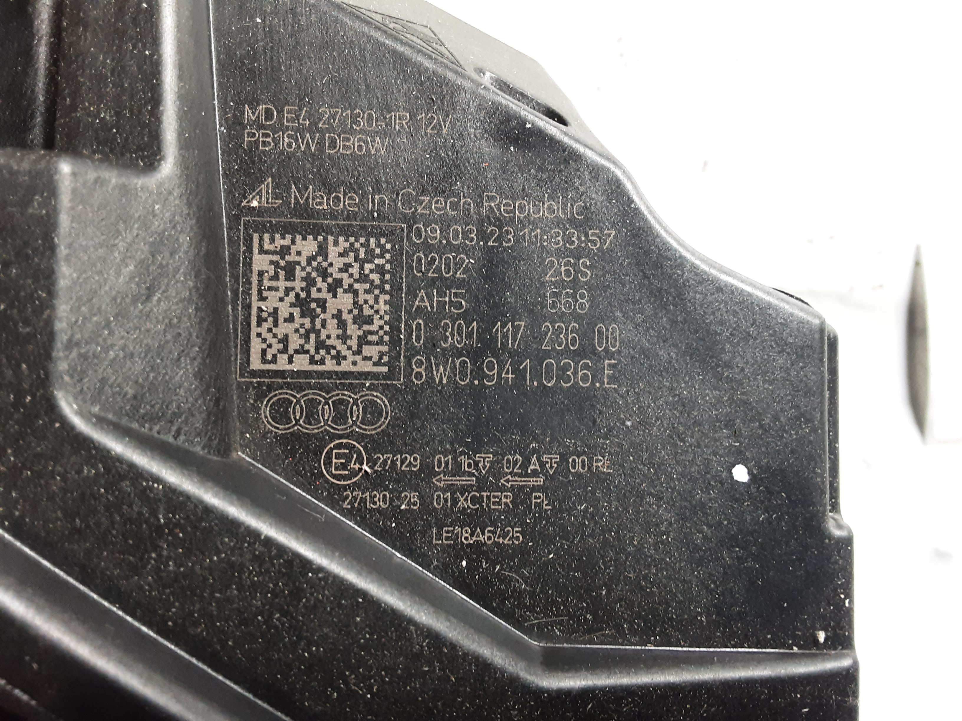 KOPLICHT VOOR RECHTS Audi A4 09/19 - 25