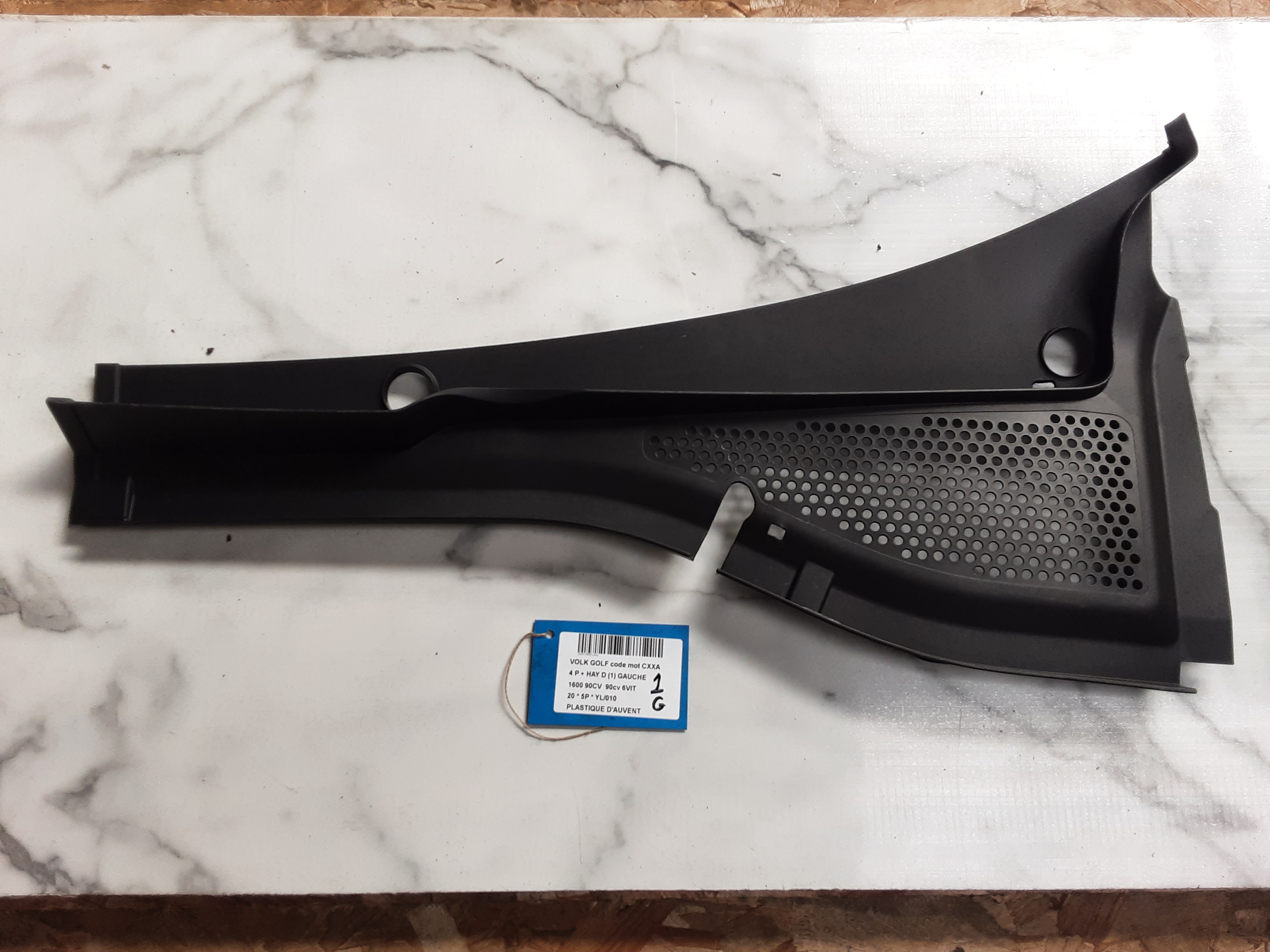 PLASTIEK WINDSCHERM Vw GOLF VII 1/17 - 2/20 FaceLift