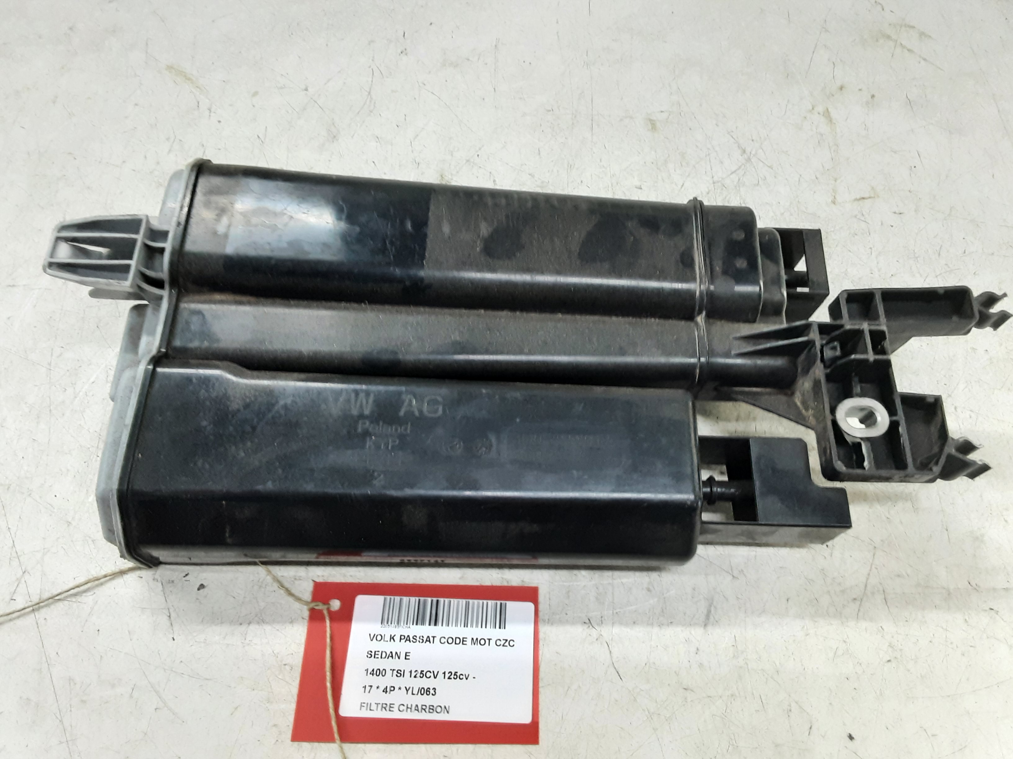 KOOLSTOFFILTER Vw PASSAT 11/14 - 19