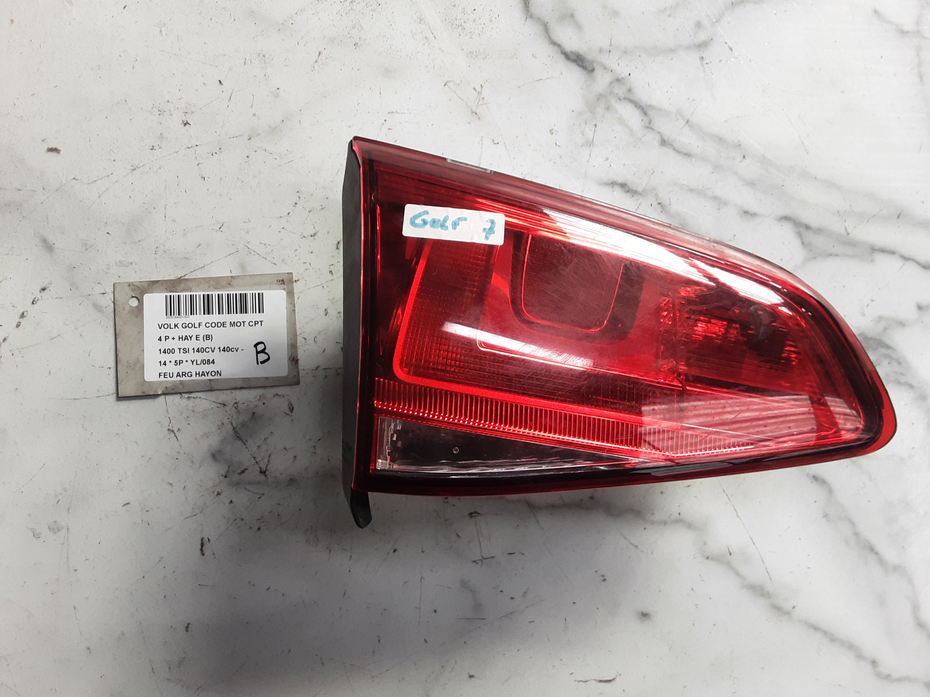 FEU ARRIERE GAUCHE DE HAYON Vw GOLF VII 11/12 - 17