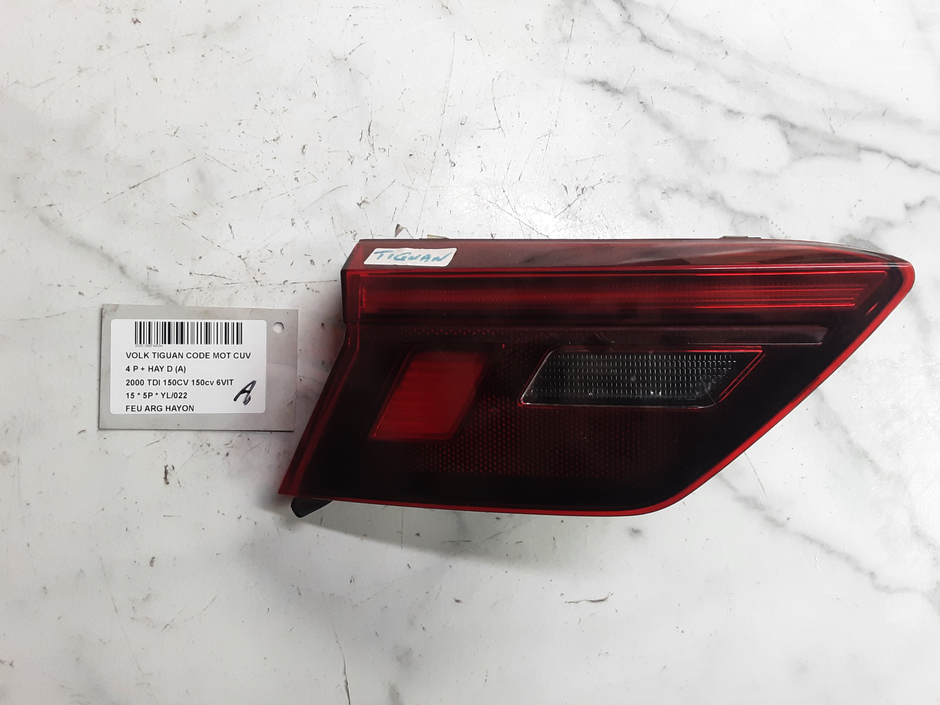 FEU ARRIERE GAUCHE DE HAYON Vw TIGUAN (2) 07/11 - 16