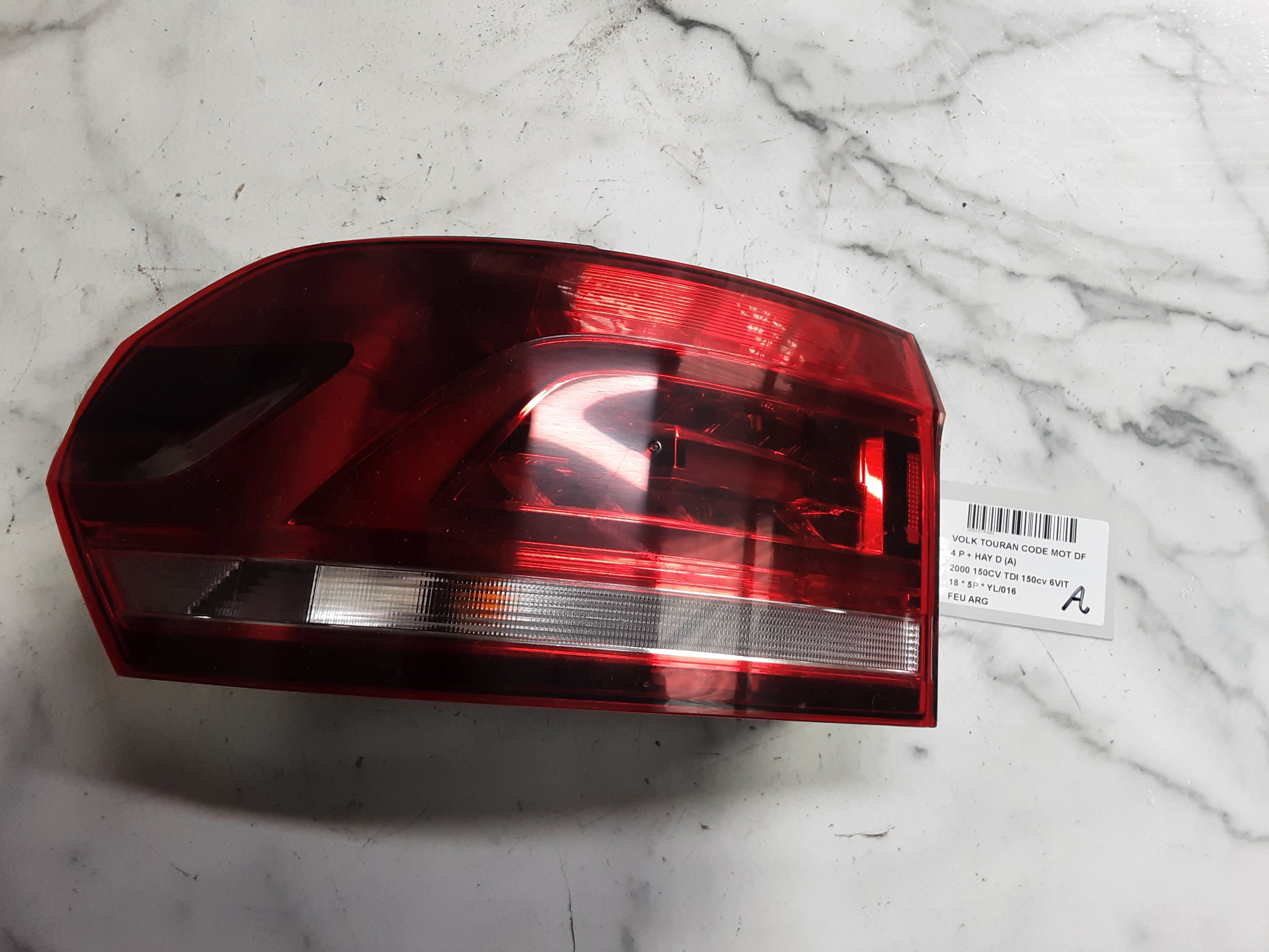 ACHTERLICHT LINKS Vw TOURAN 09/15+