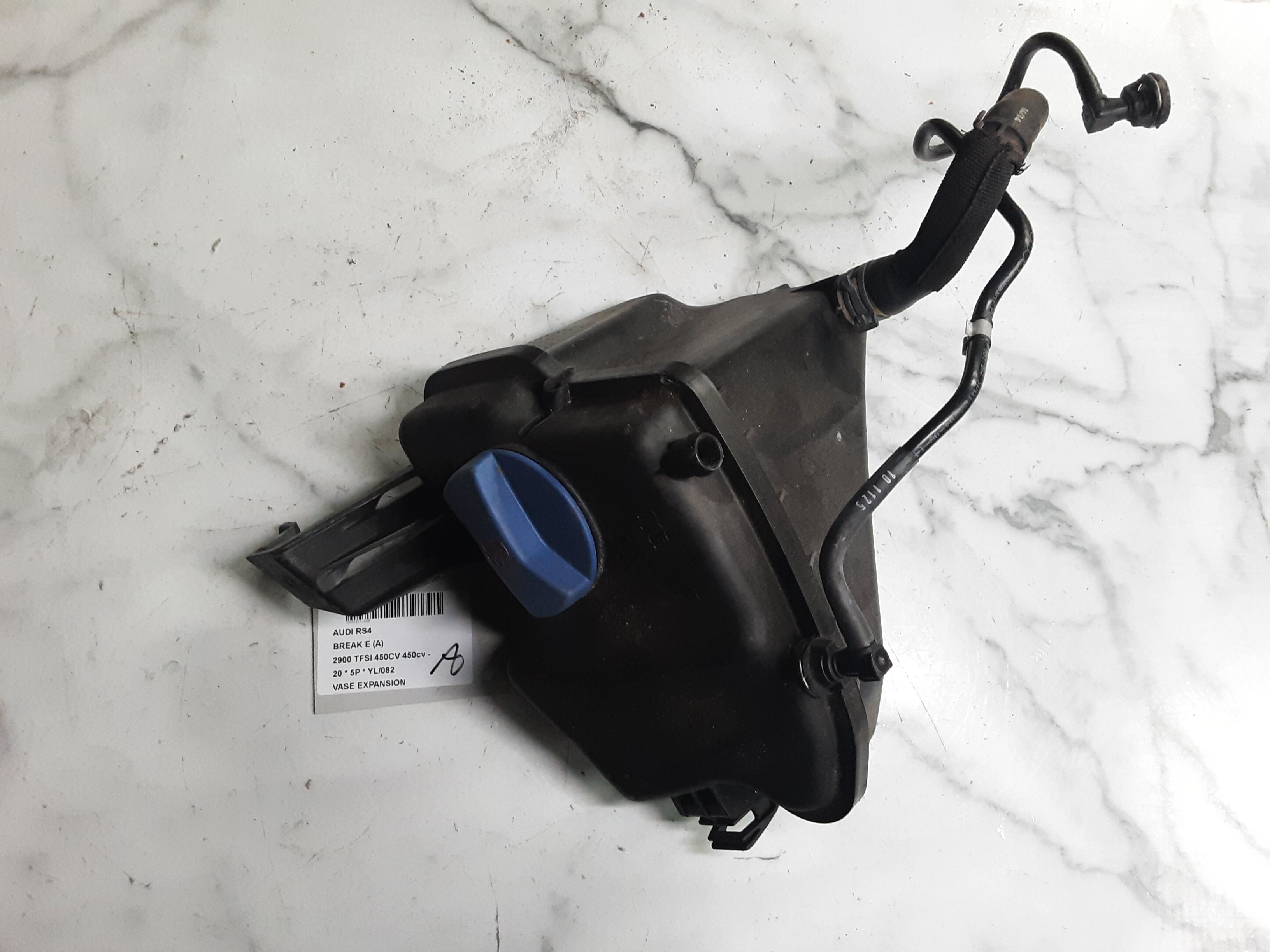 VASE D&#039;EXPANSION Audi RS4 2019+