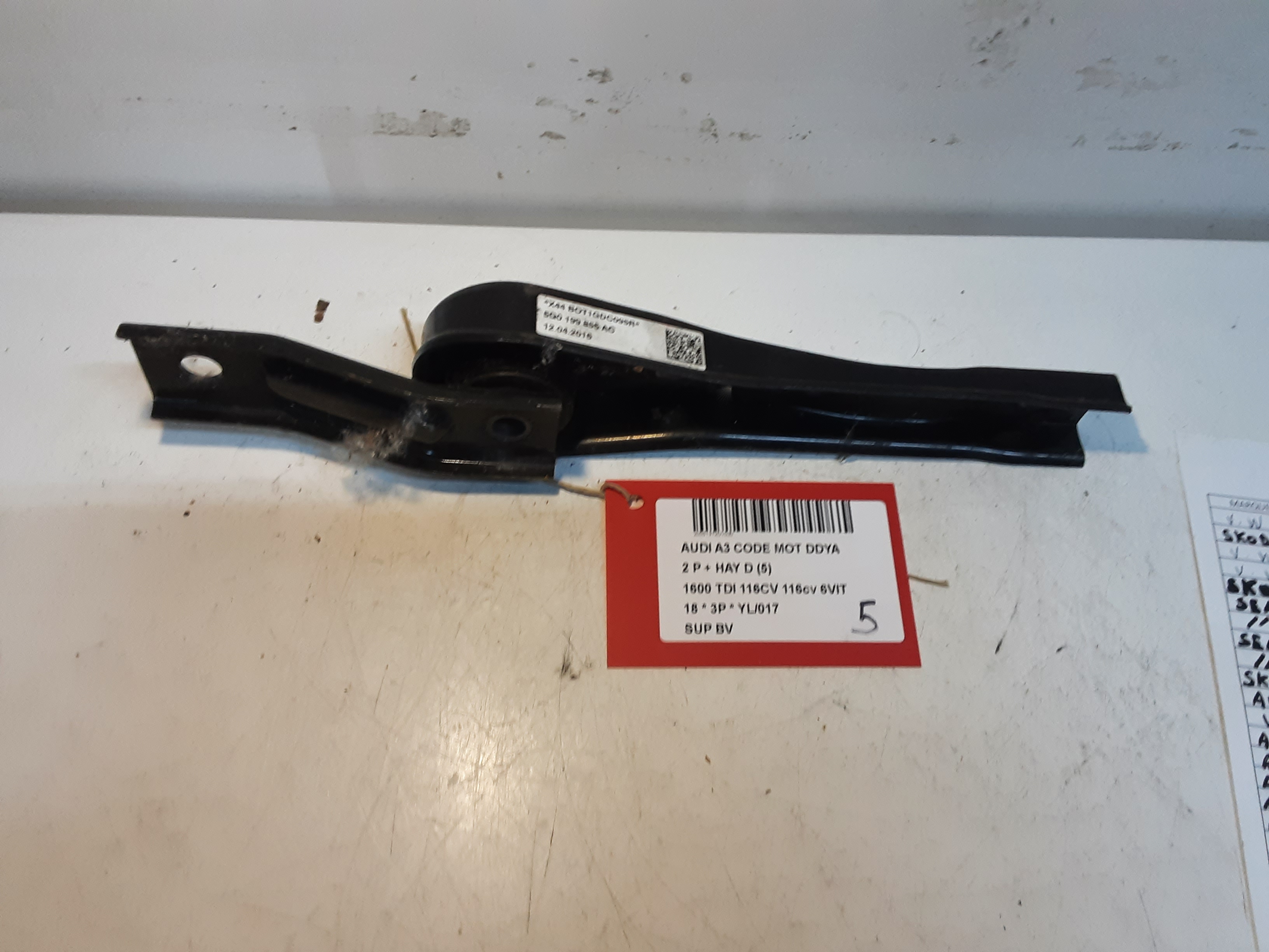 VERSNELLINGSBAKSTEUN Audi A3 3,5D 7/16 - 20