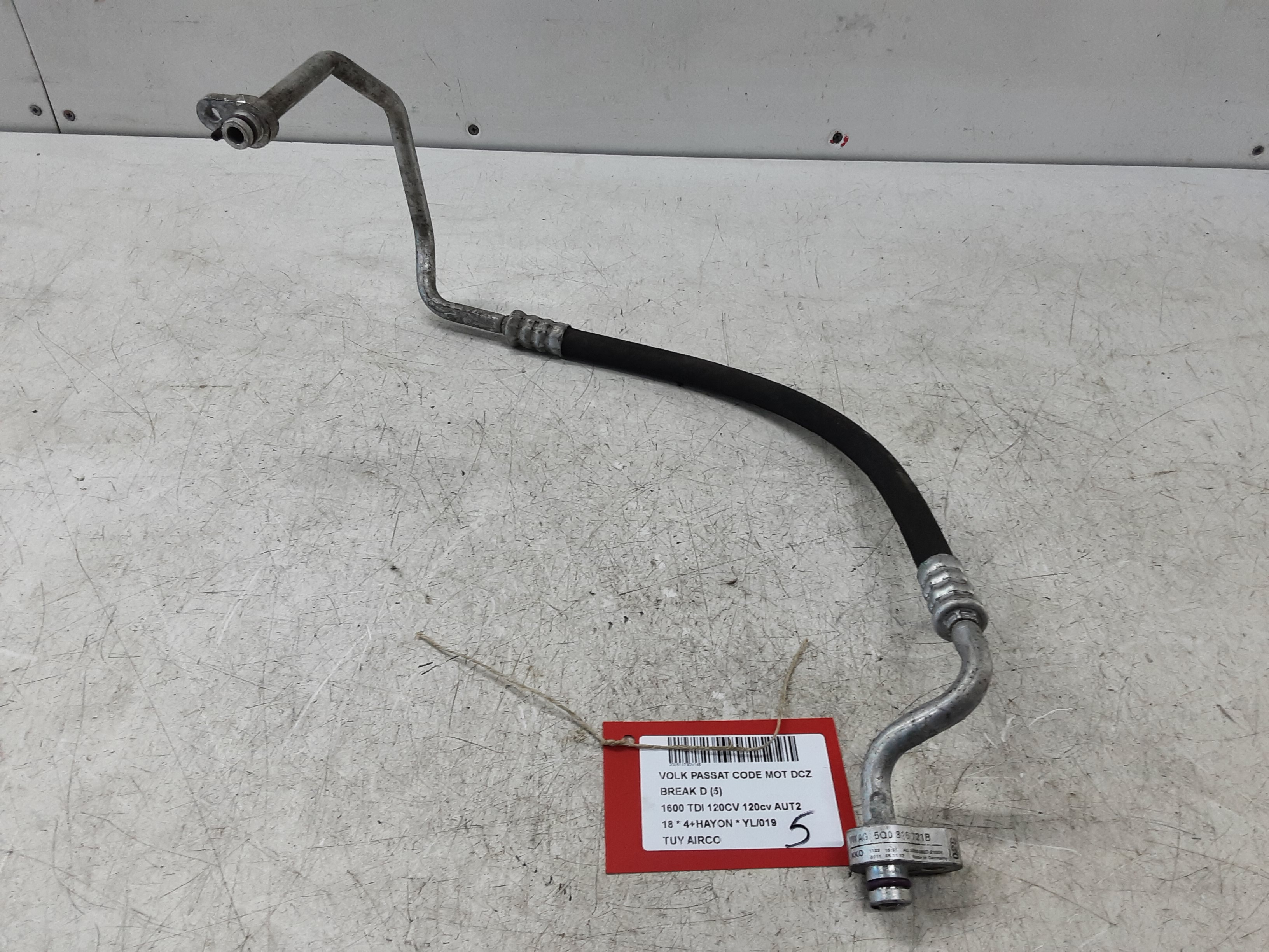 AIRCO LEIDING Vw PASSAT 11/14 - 19