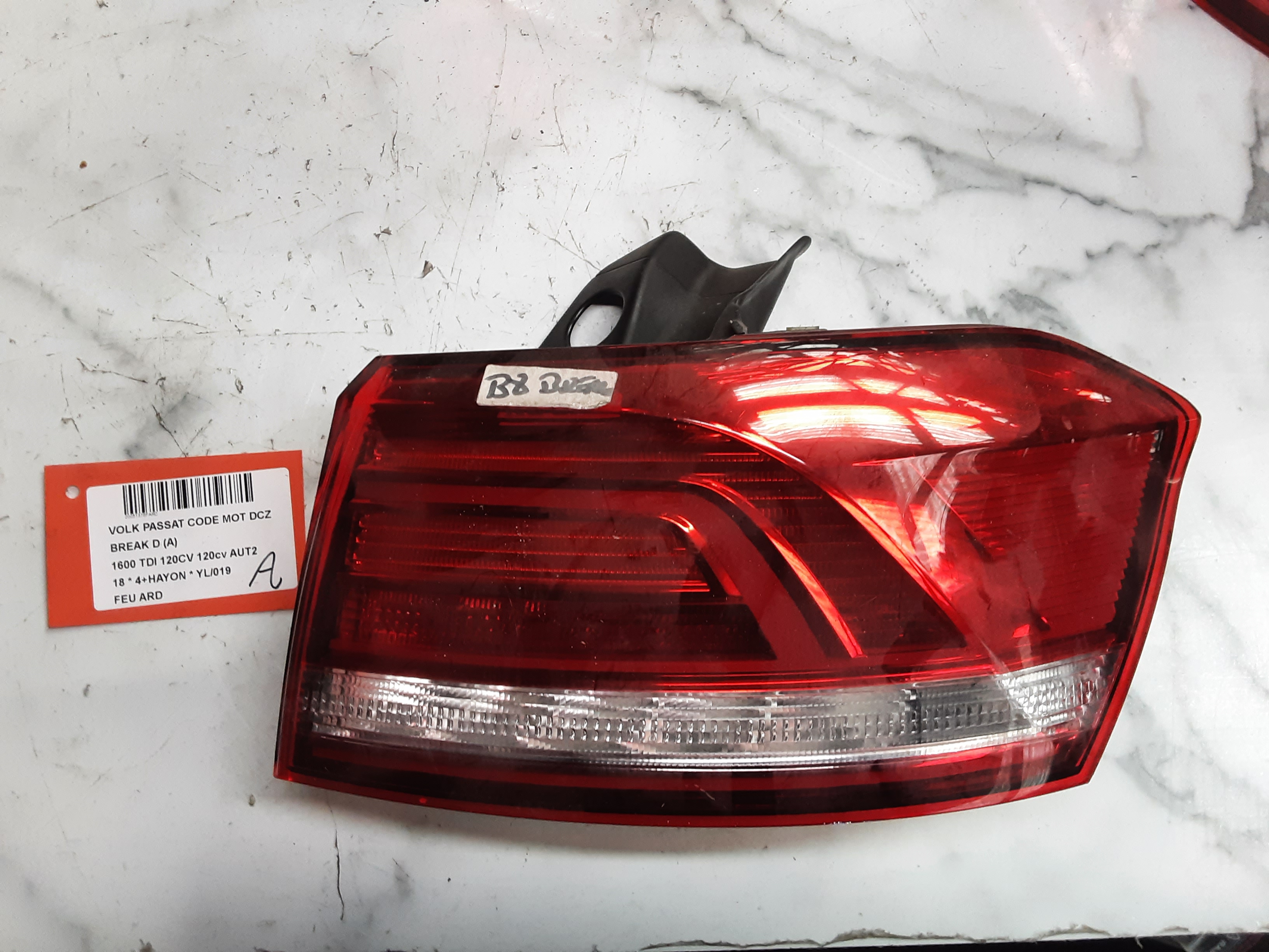 ACHTERLICHT RECHTS Vw PASSAT 11/14 - 19