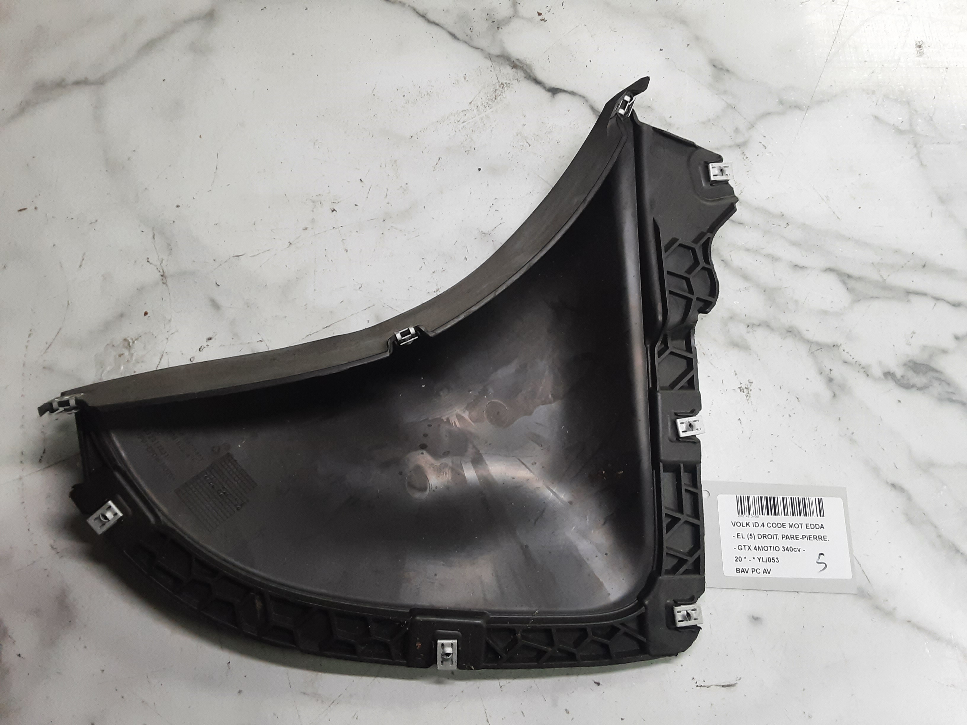 SPOILER VOORBUMPER Vw ID 4 5/20+