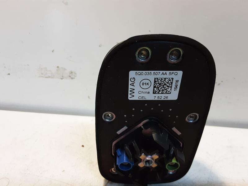 ANTENNE Vw TOURAN 09/15+