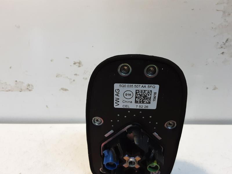 ANTENNE Vw TOURAN 09/15+