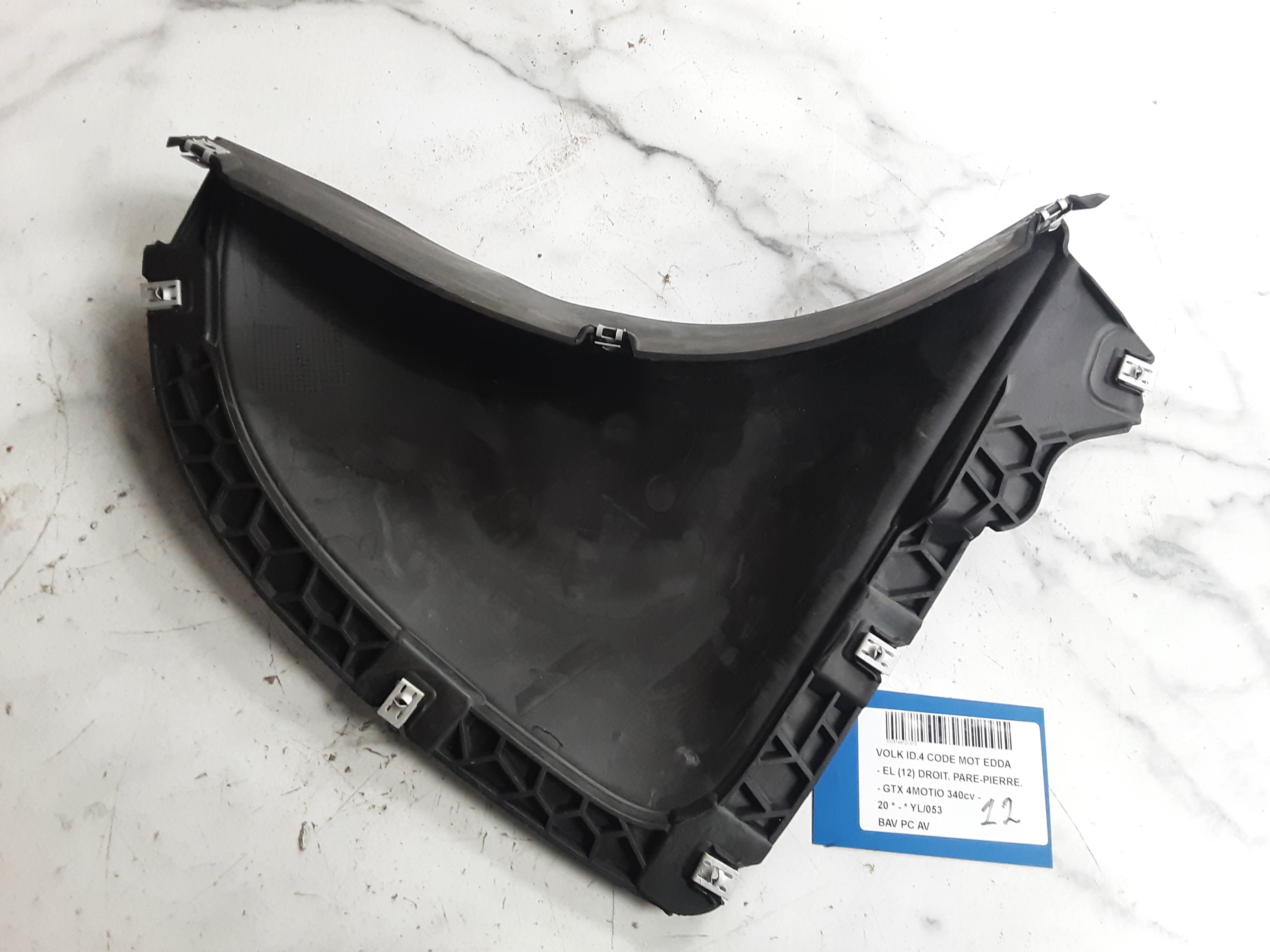 SPOILER VOORBUMPER Vw ID 4 5/20+