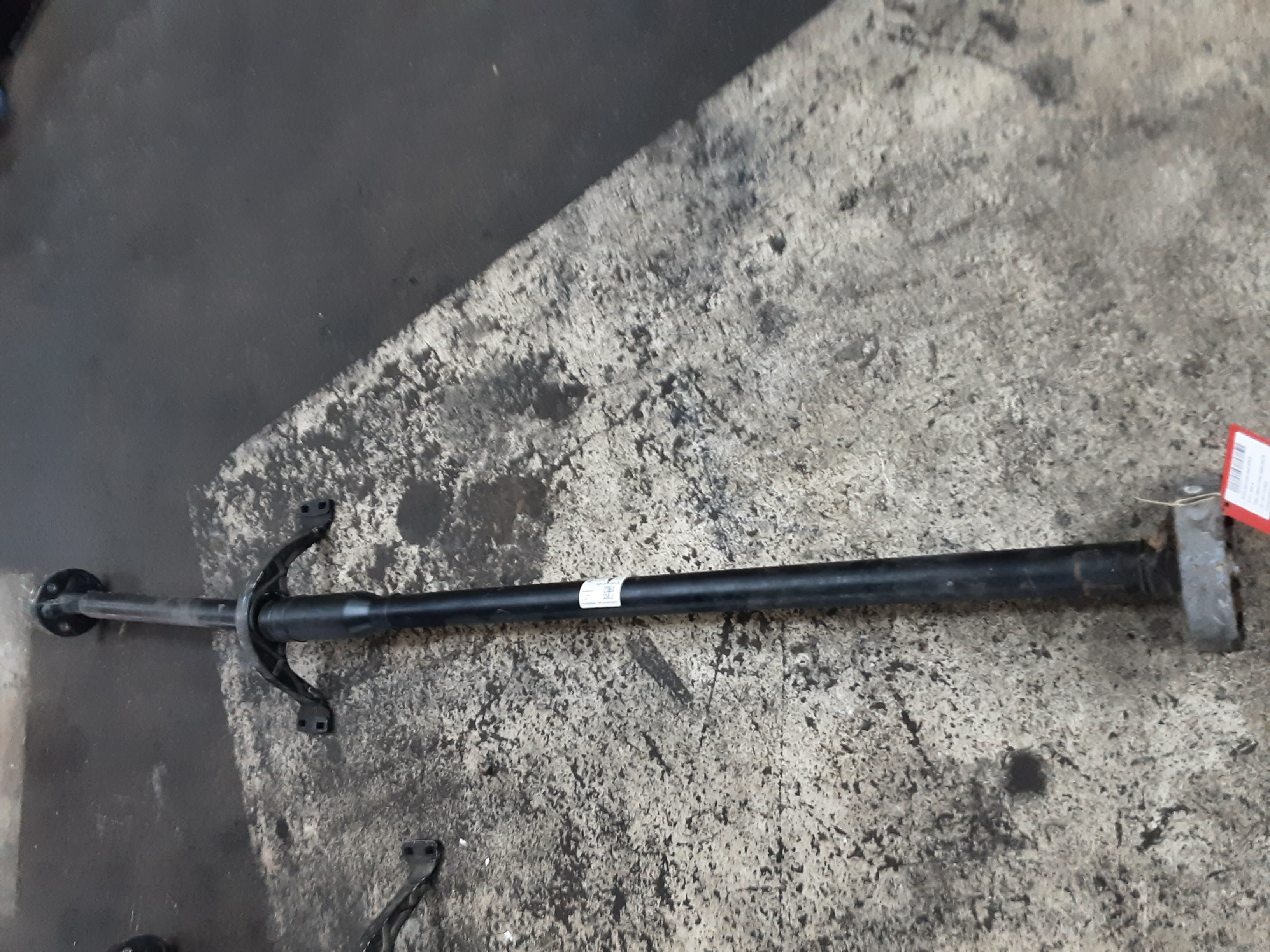 CARDANAS Audi Q2 11/16+