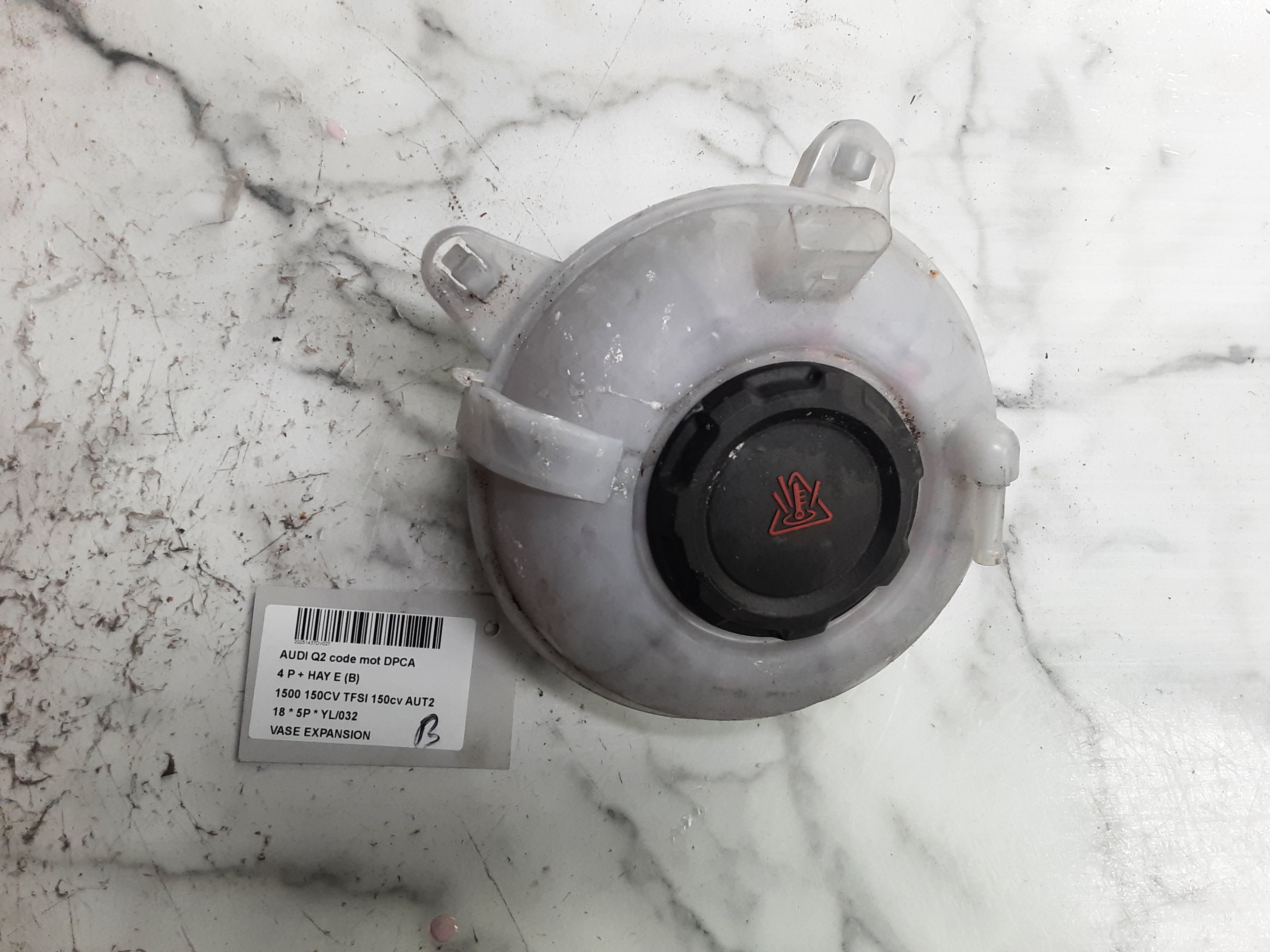 VASE D&#039;EXPANSION Audi Q2 11/16+