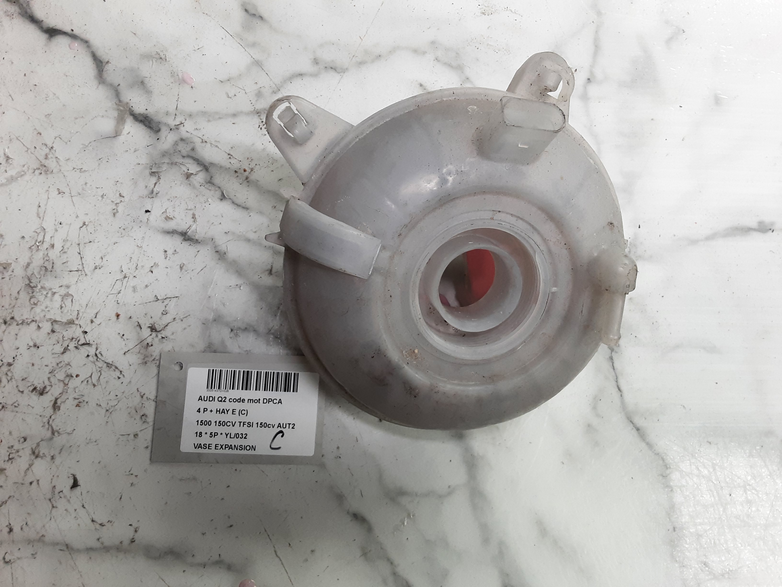 VASE D&#039;EXPANSION Audi Q2 11/16+
