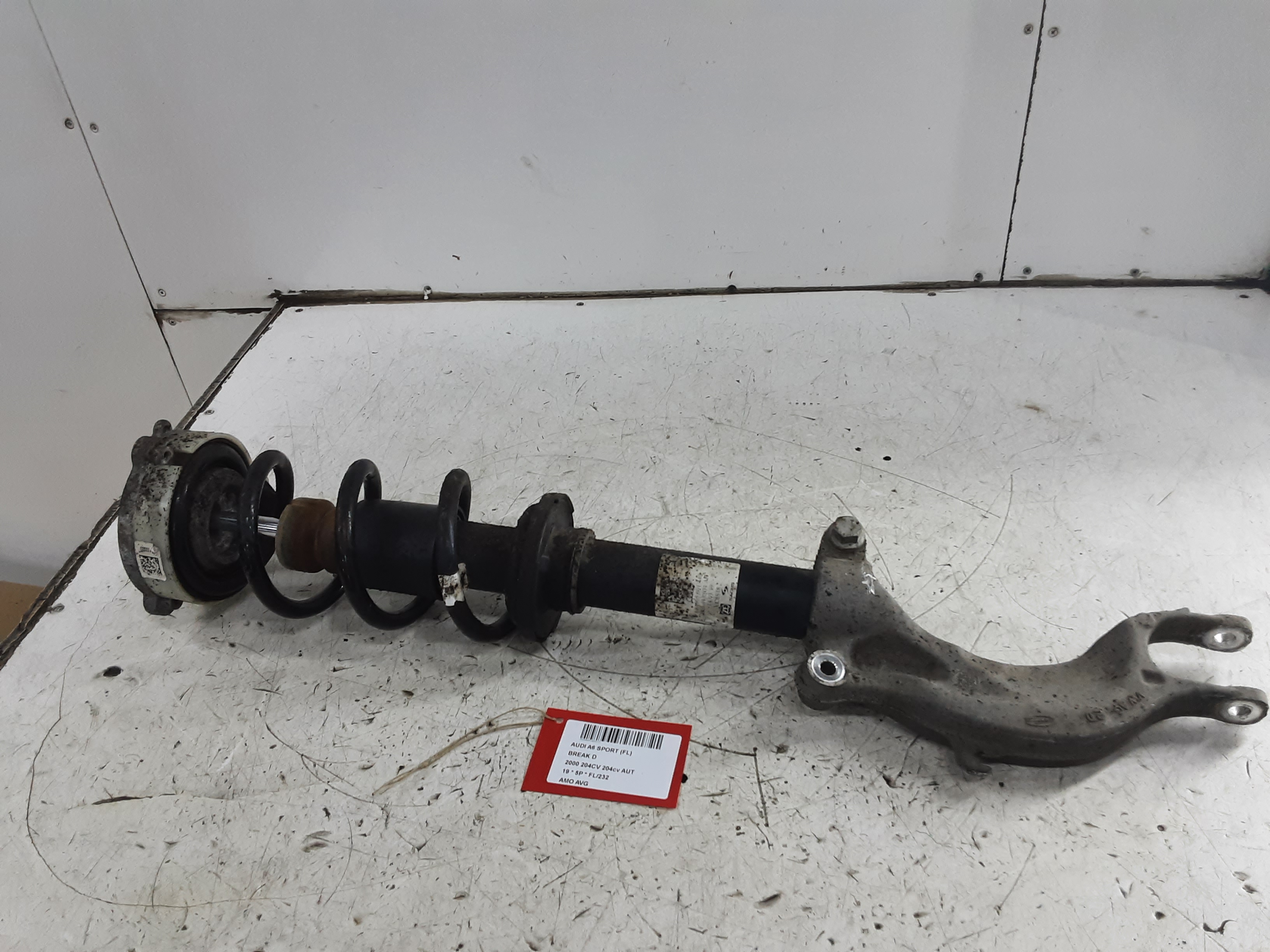 FEDERBEIN VORNE LINKS Audi A6 6/18+